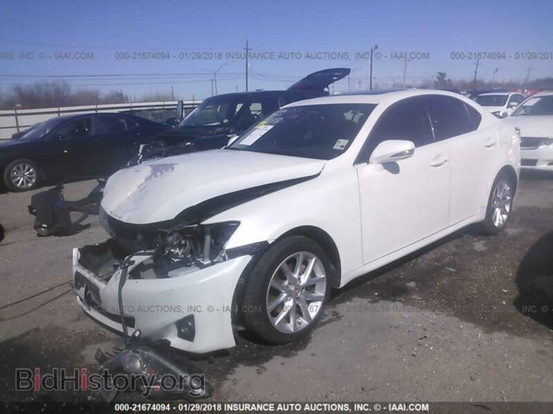 2011 Lexus IS (VIN JTHCF5C26B5050377) — photo 2 of 10