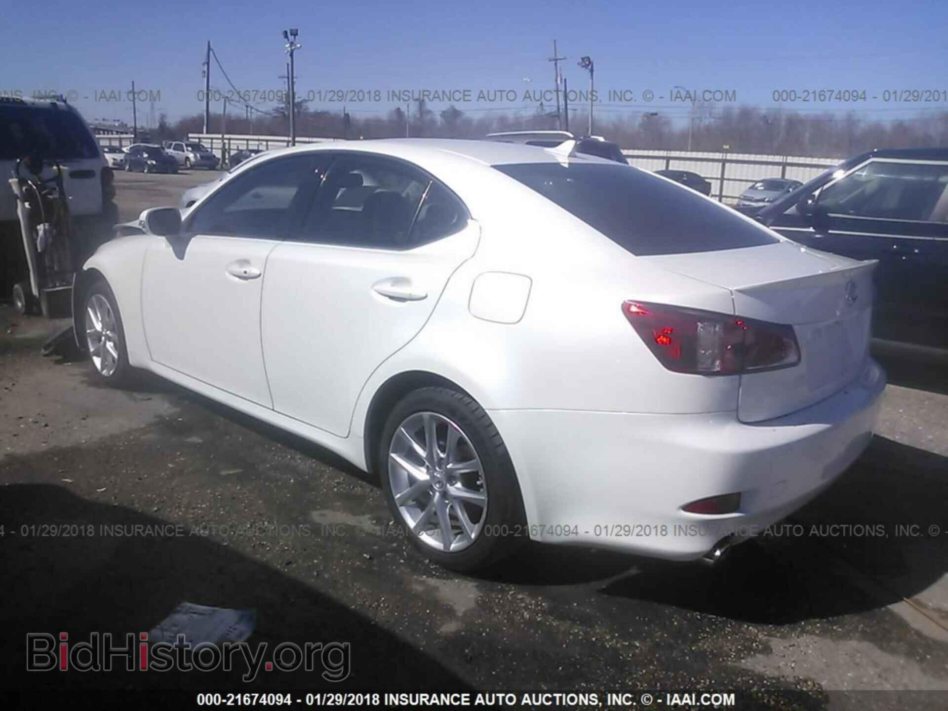 2011 Lexus Is - VIN: JTHCF5C26B5050377 - Photo 3