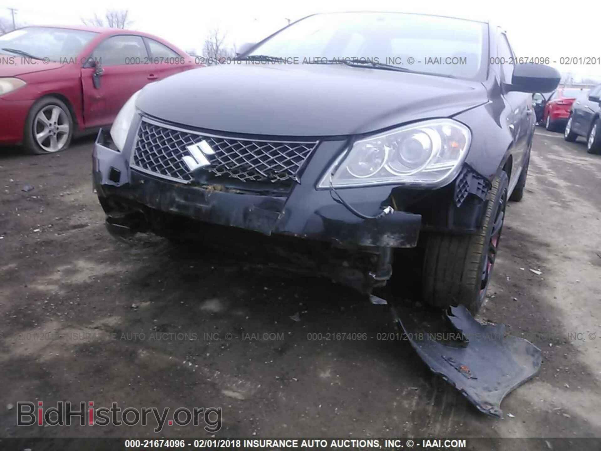 2011 Suzuki Kizashi - VIN: JS2RF9A3XB6110076 - Photo 6