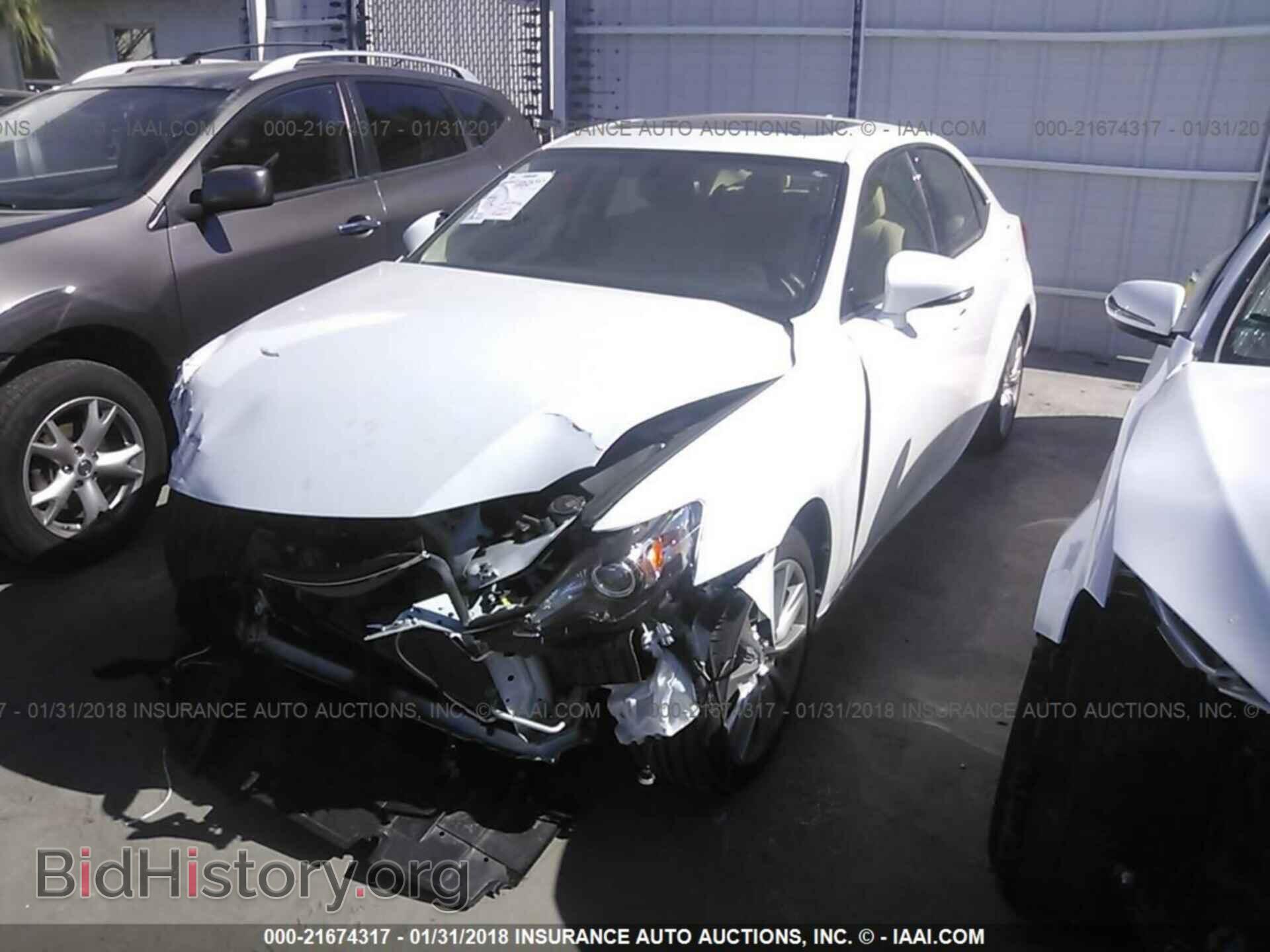 2015 Lexus Is - VIN: JTHBF1D21F5080184 - Photo 2