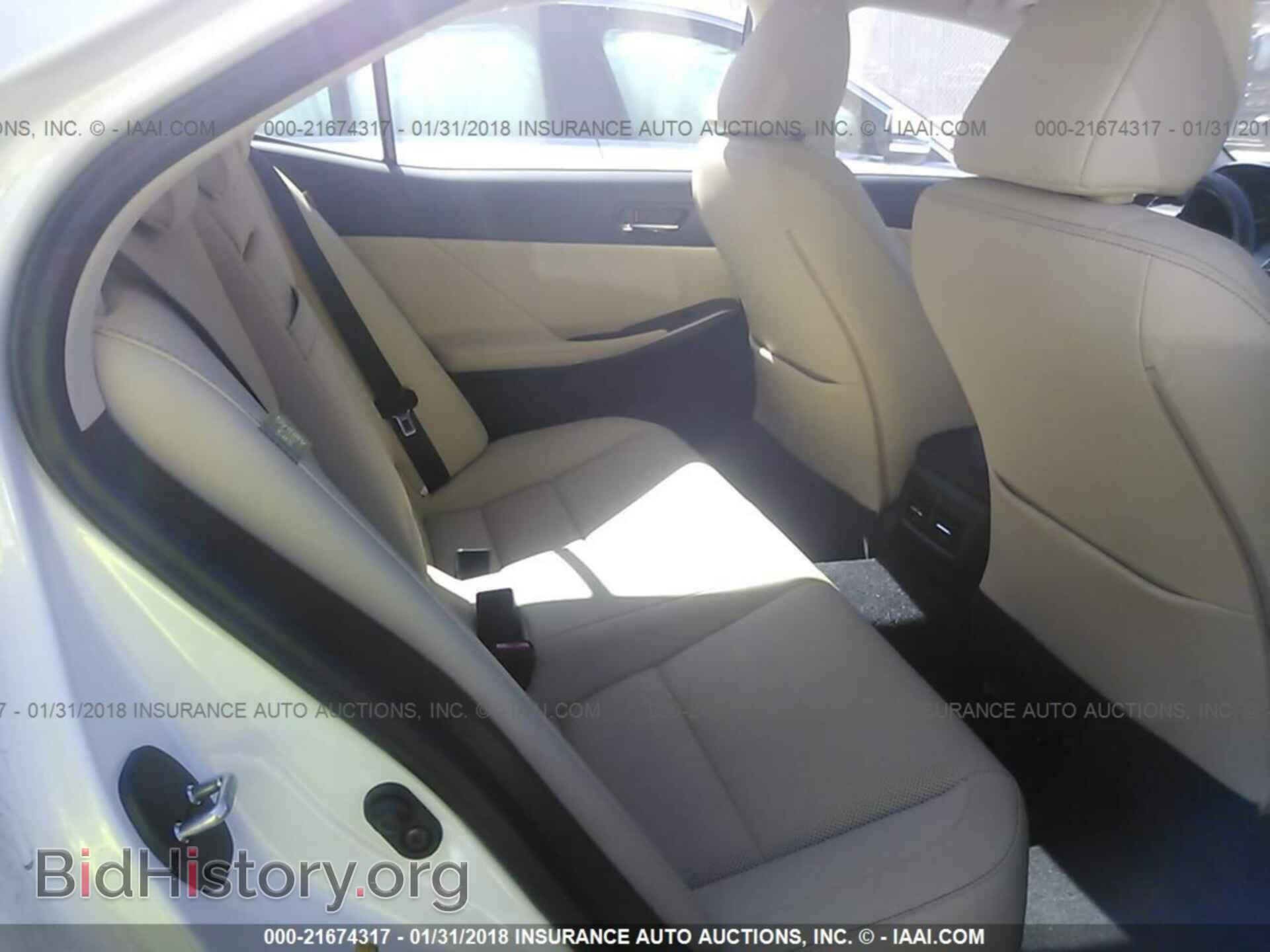 2015 Lexus Is - VIN: JTHBF1D21F5080184 - Photo 8
