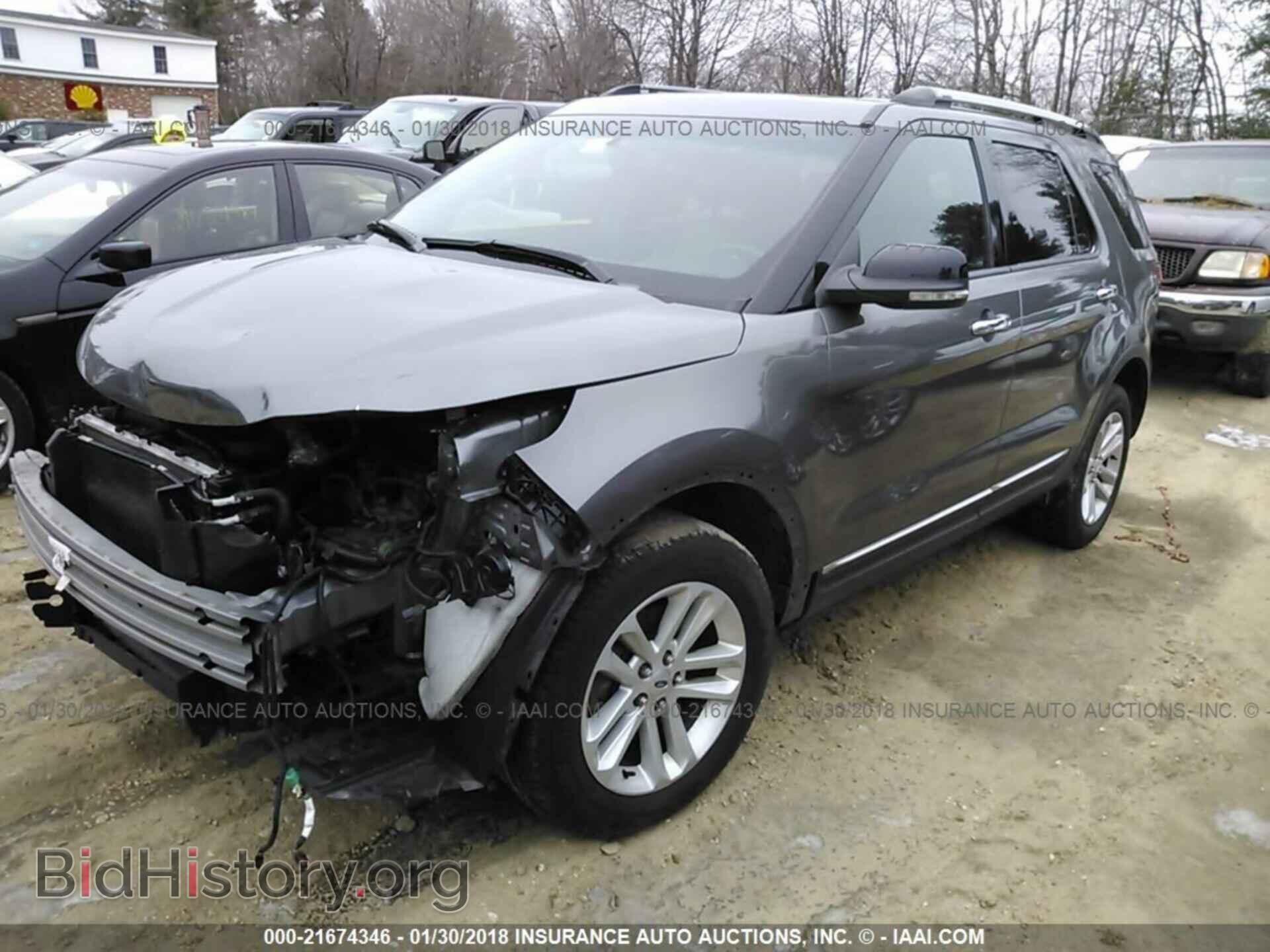2012 Ford Explorer - VIN: 1FMHK8D85CGA97389 - Photo 2