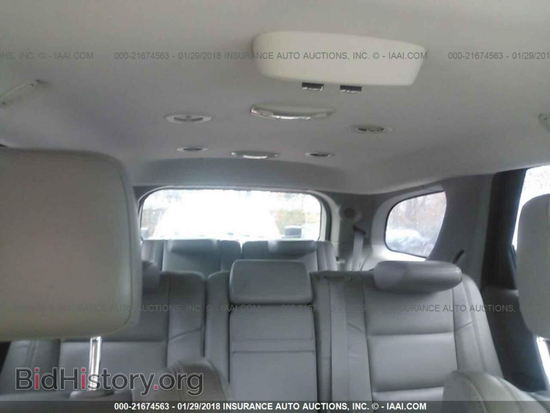 2011 Dodge Durango - VIN: 1D4RE4GG5BC742997 - Photo 8