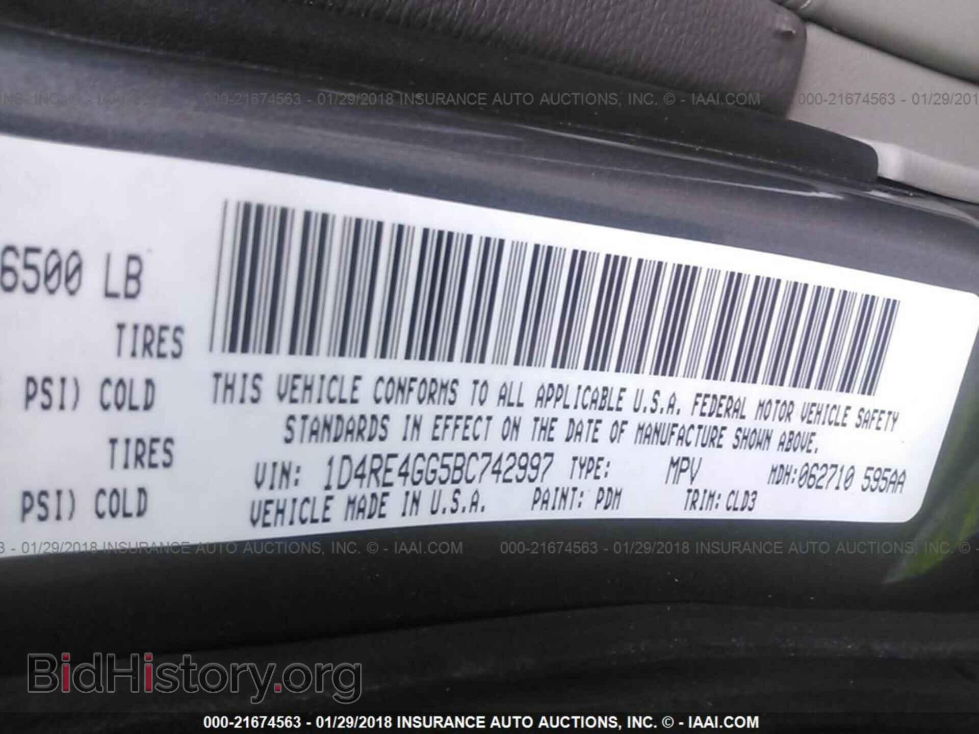 2011 Dodge Durango - VIN: 1D4RE4GG5BC742997 - Photo 9