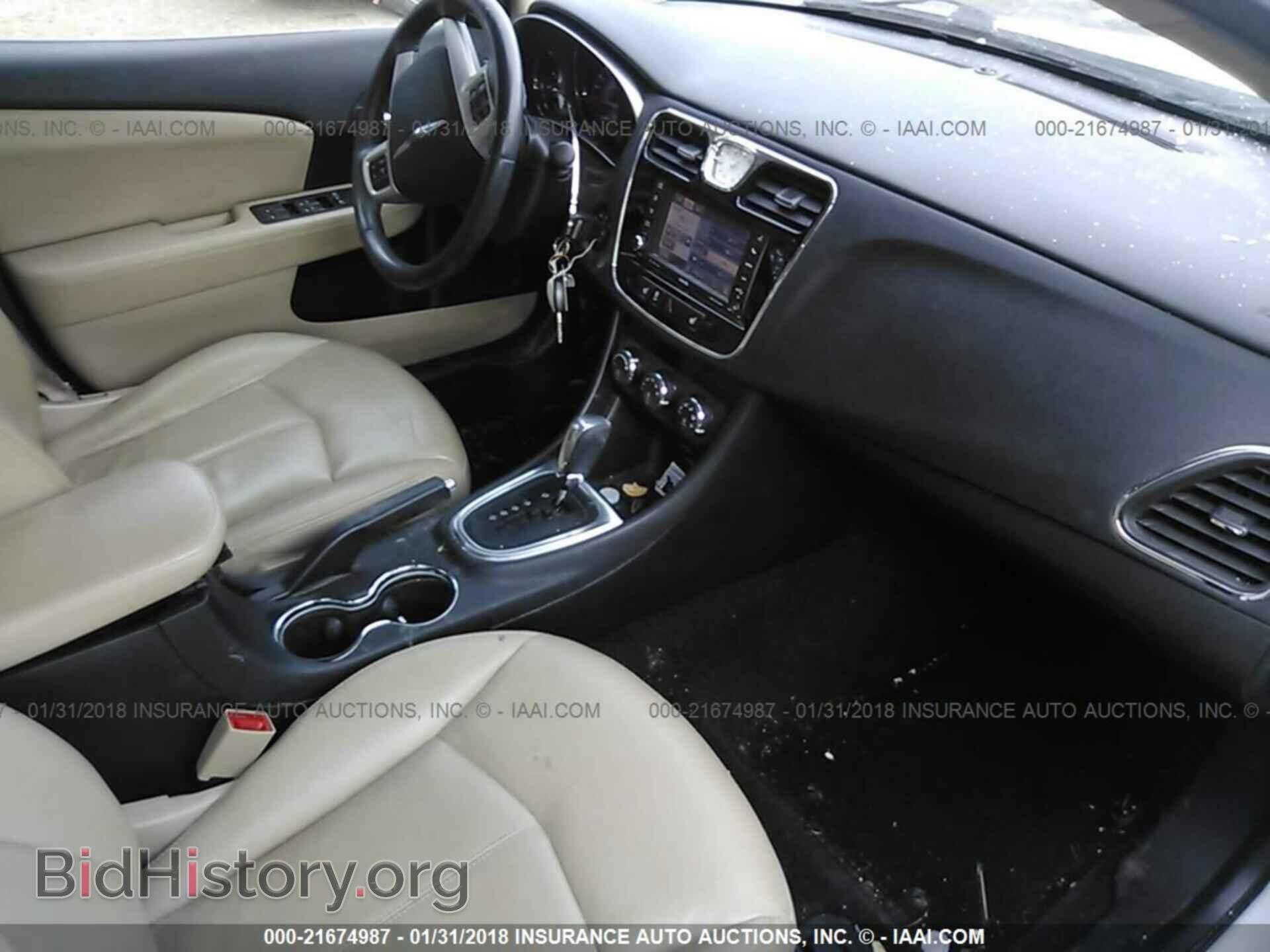 2012 Chrysler 200 - VIN: 1C3CCBCB5CN206018 - Photo 5