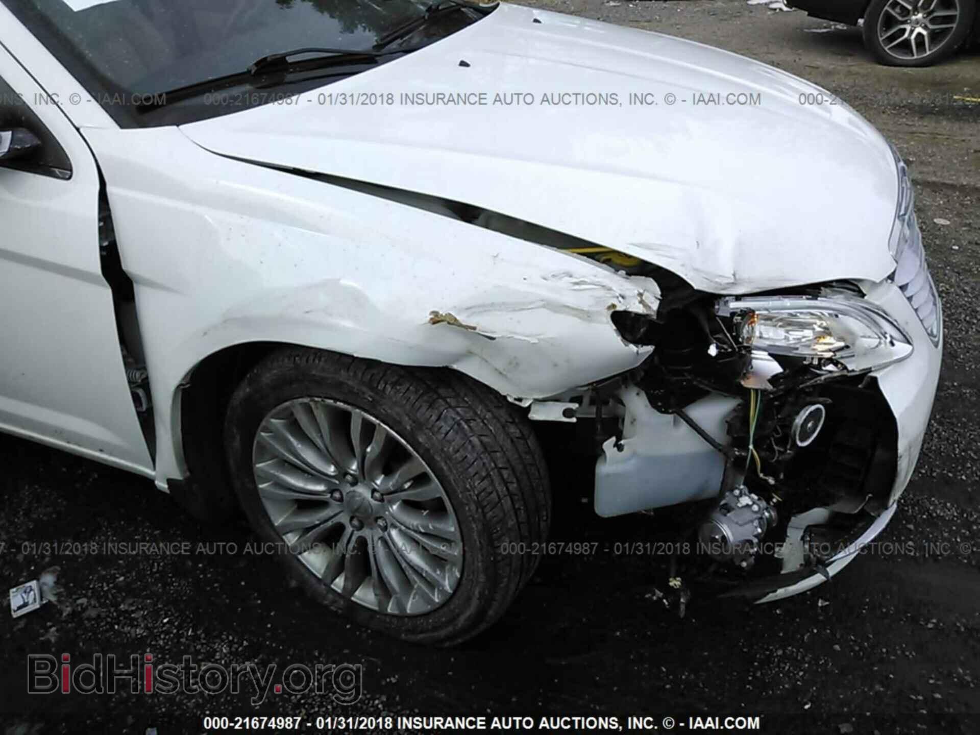 2012 Chrysler 200 - VIN: 1C3CCBCB5CN206018 - Photo 6