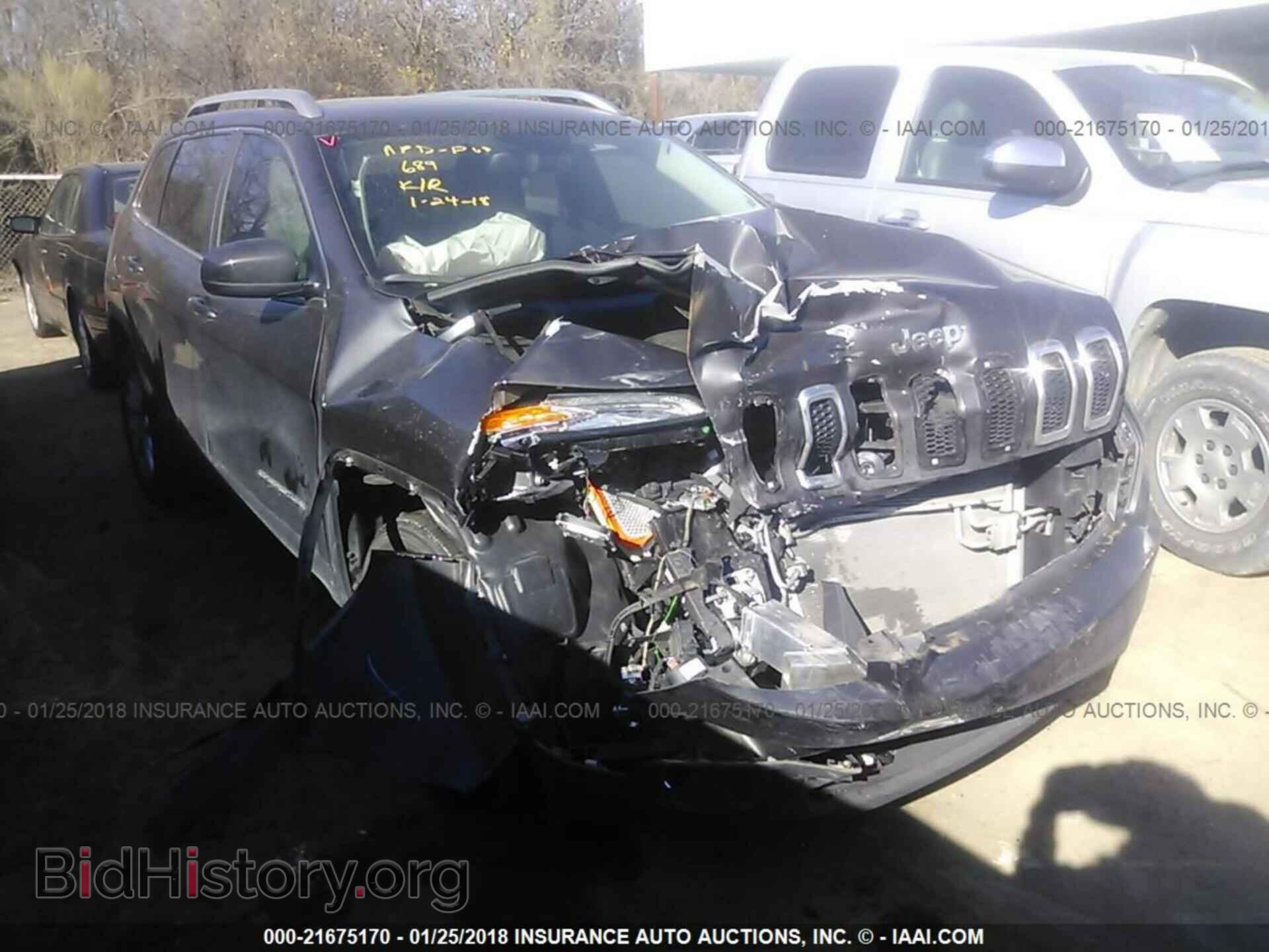 Photo 1C4PJLCB9HW661691 - Jeep Cherokee 2017