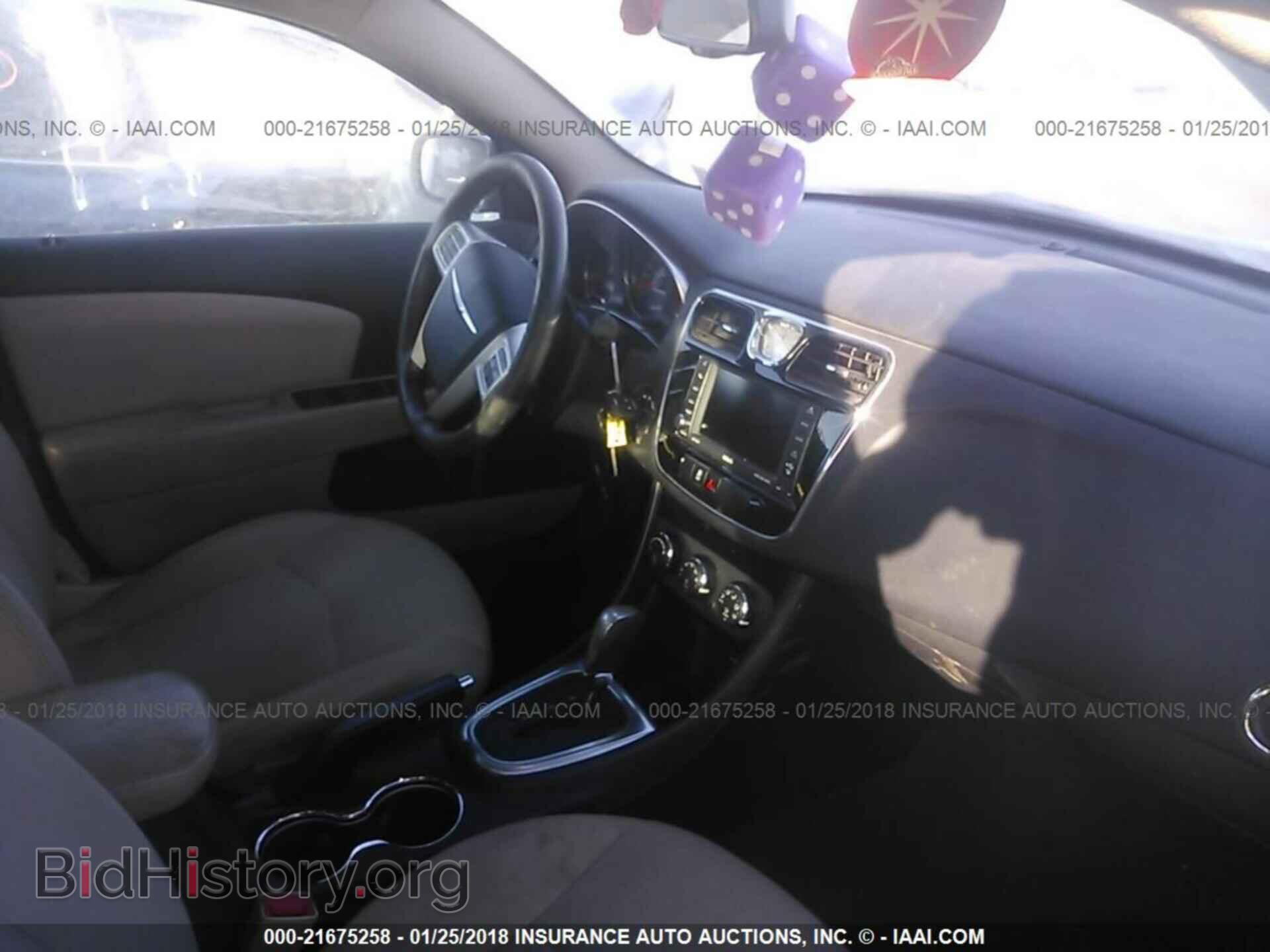 2012 Chrysler 200 - VIN: 1C3CCBBB6CN142783 - Photo 5