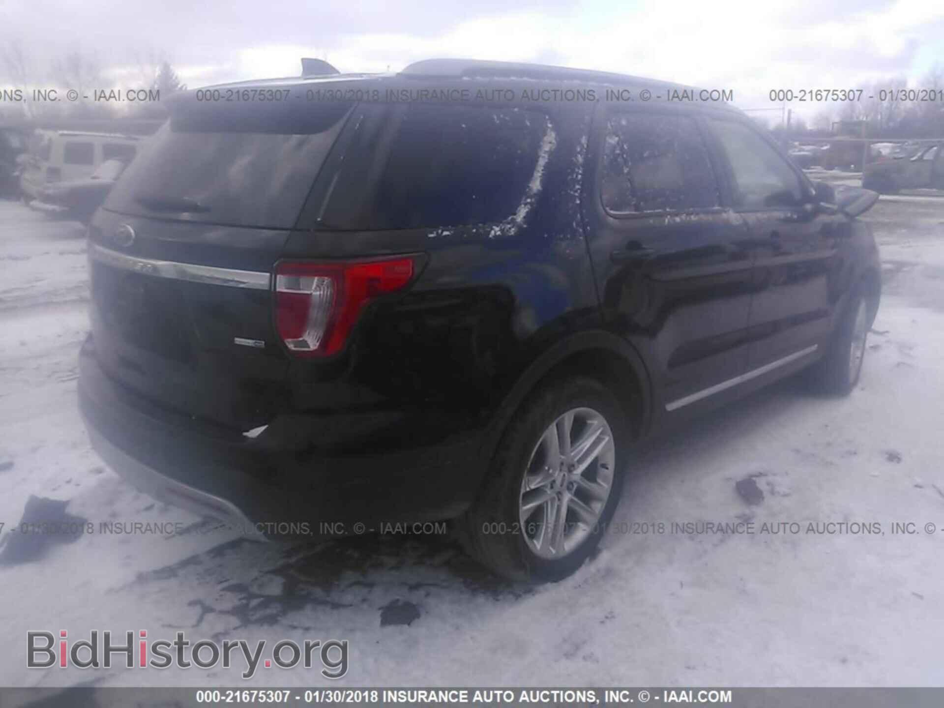 2016 Ford Explorer - VIN: 1FM5K8D82GGD25308 - Photo 4