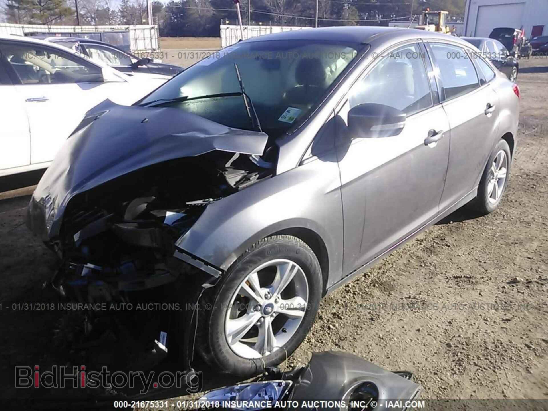 2014 Ford Focus - VIN: 1FADP3F25EL306937 - Photo 2
