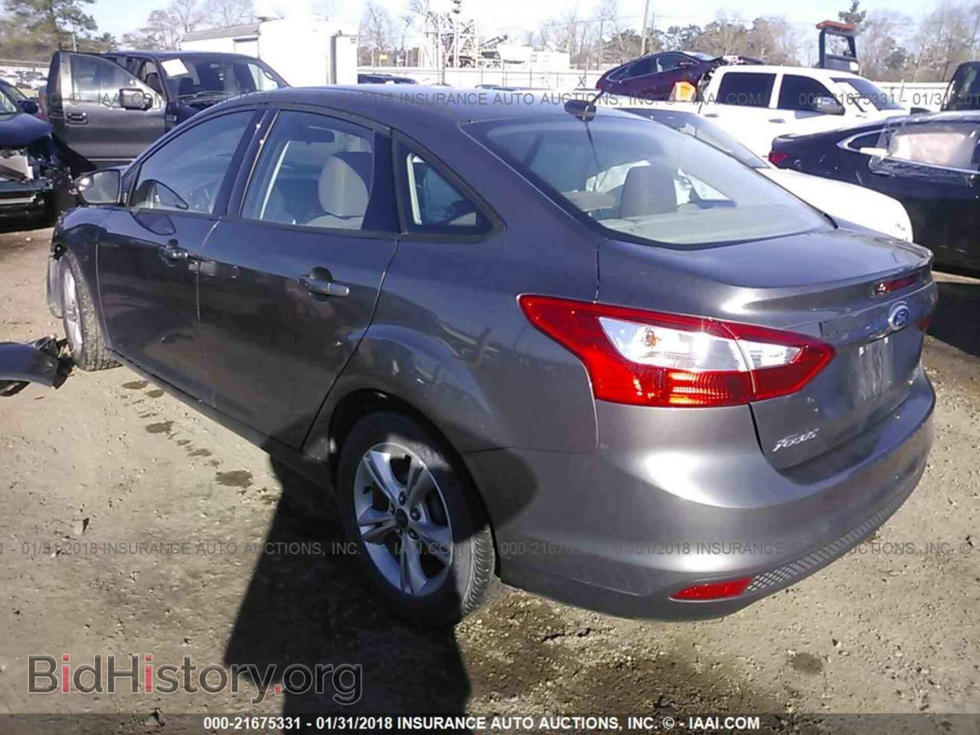 2014 Ford Focus - VIN: 1FADP3F25EL306937 - Photo 3