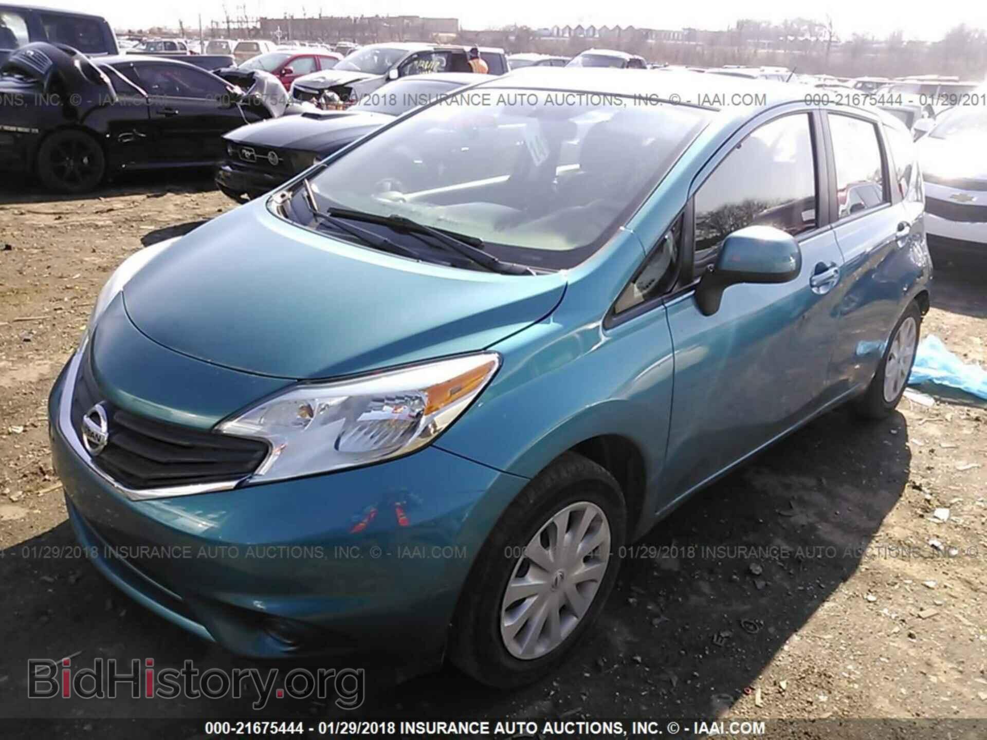 2014 Nissan Versa note - VIN: 3N1CE2CP2EL392916 - Photo 2