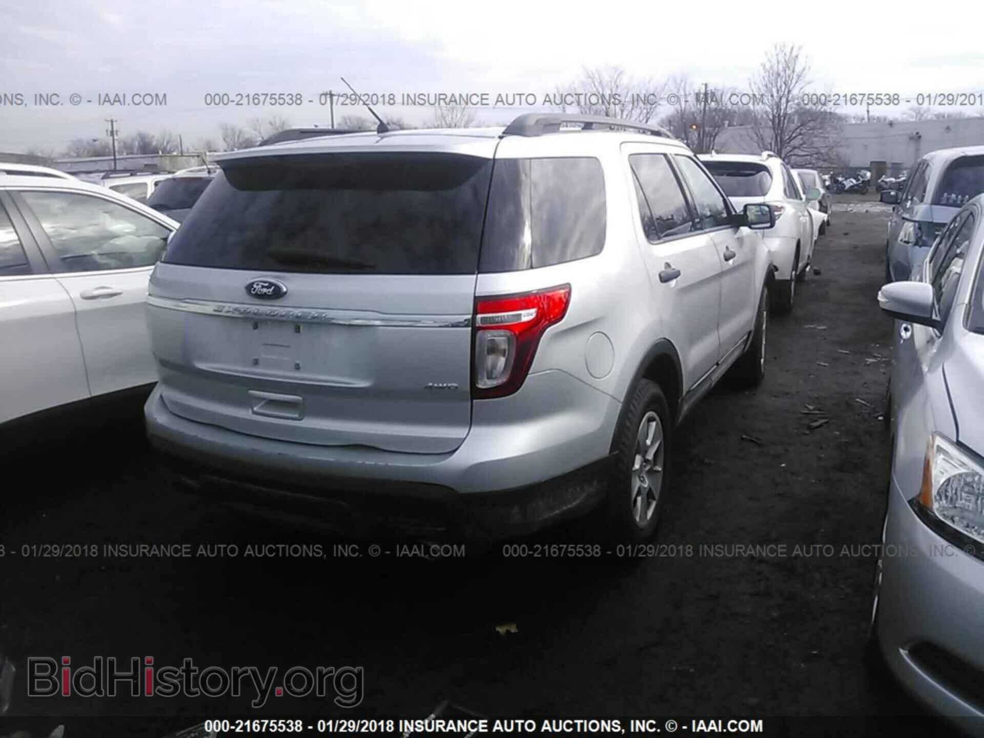 2014 Ford Explorer - VIN: 1FM5K8B8XEGB32338 - Фото 4