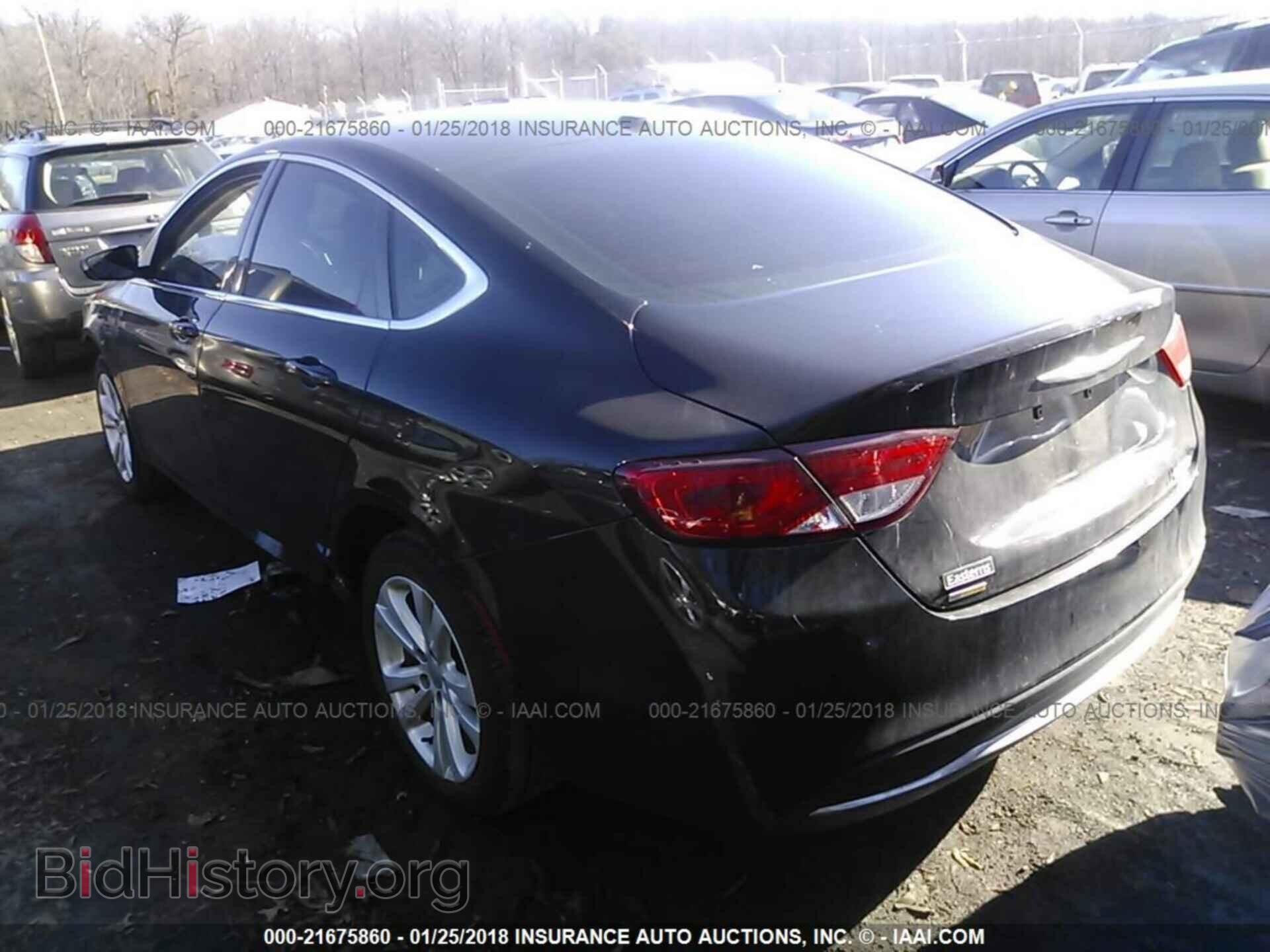 2015 Chrysler 200 - VIN: 1C3CCCAB4FN719855 - Photo 3