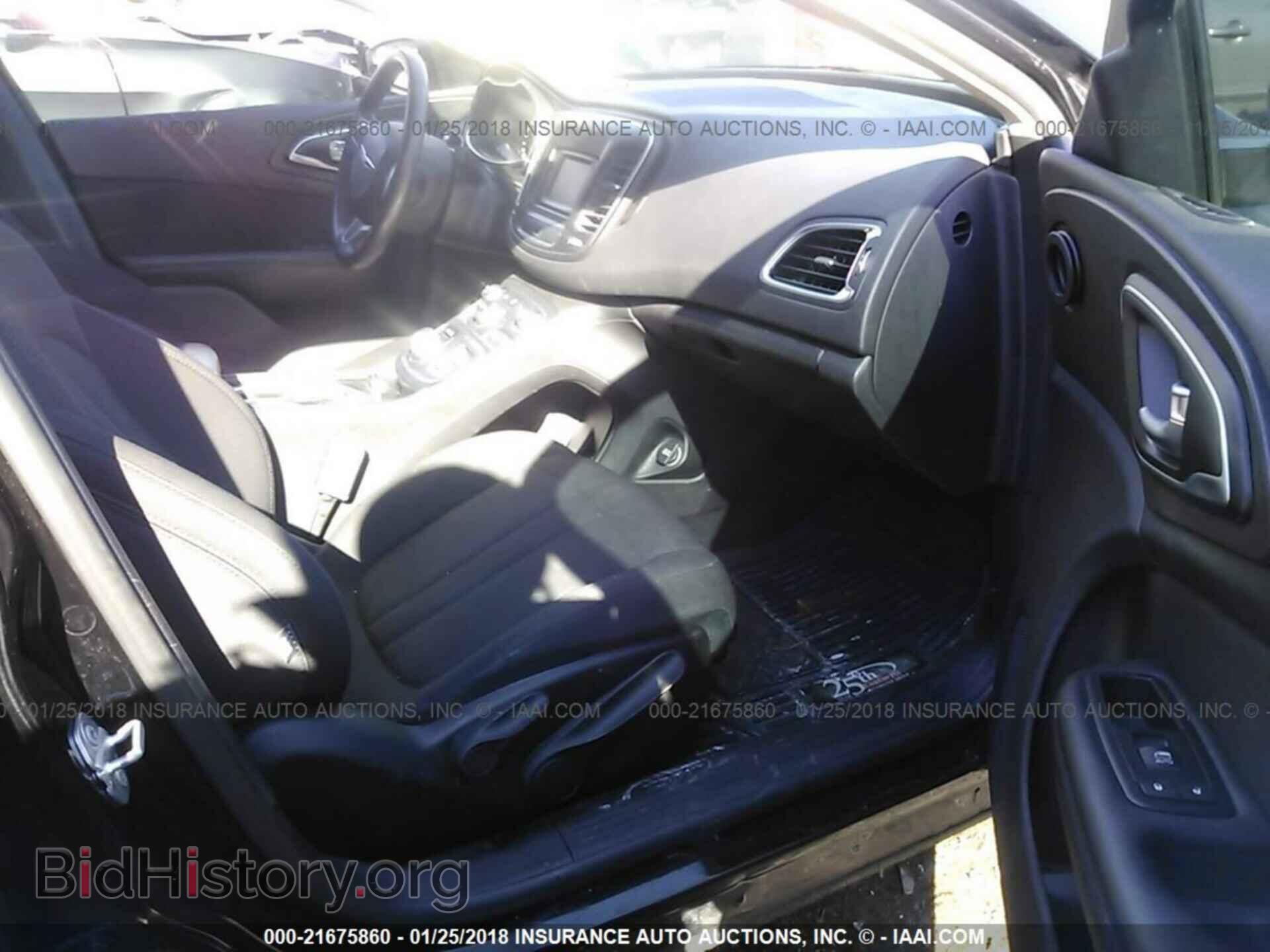 2015 Chrysler 200 - VIN: 1C3CCCAB4FN719855 - Photo 5