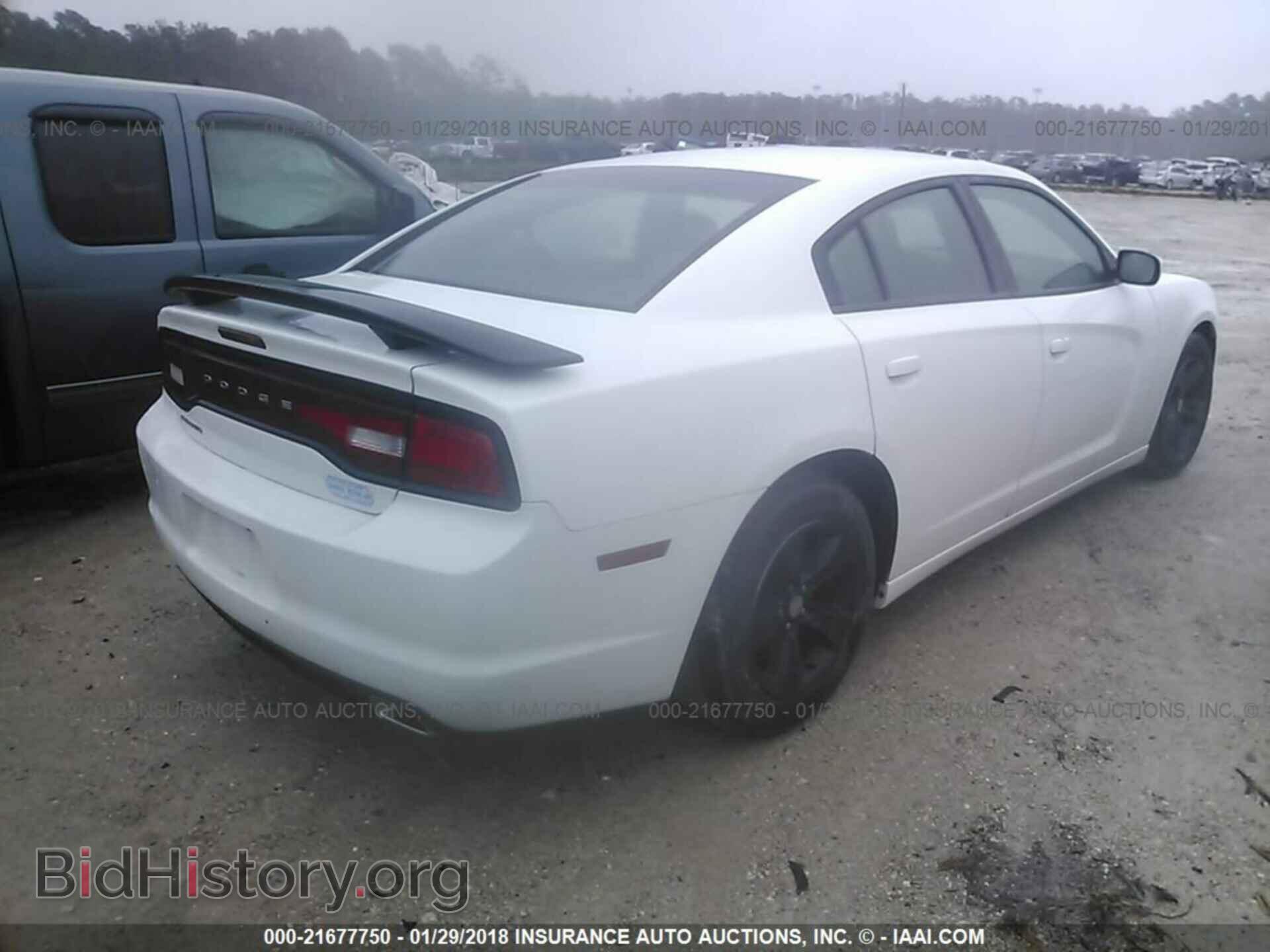 2012 Dodge Charger - VIN: 2C3CDXBG4CH296715 - Фото 4