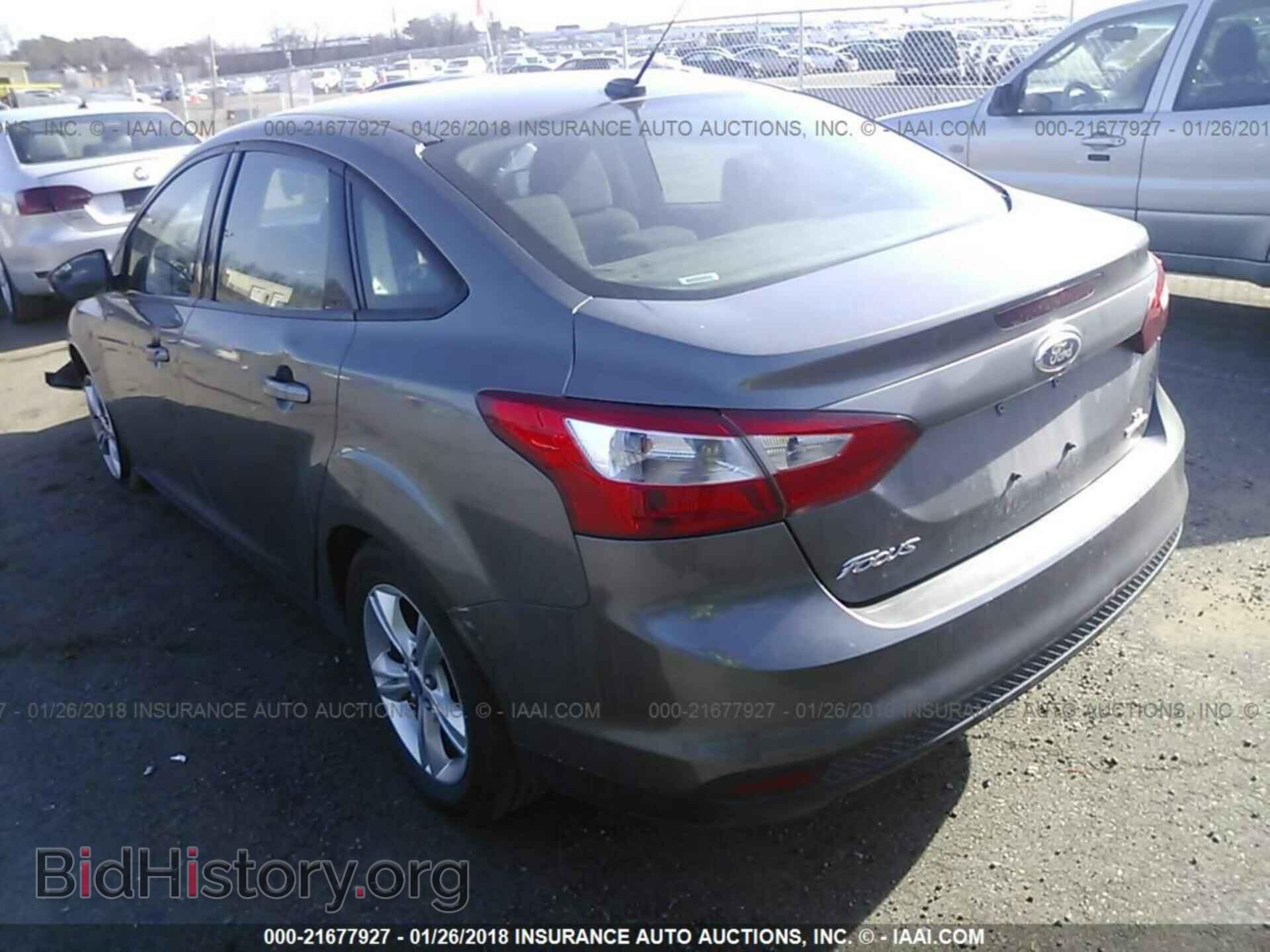 2013 Ford Focus - VIN: 1FADP3F23DL343631 - Photo 3