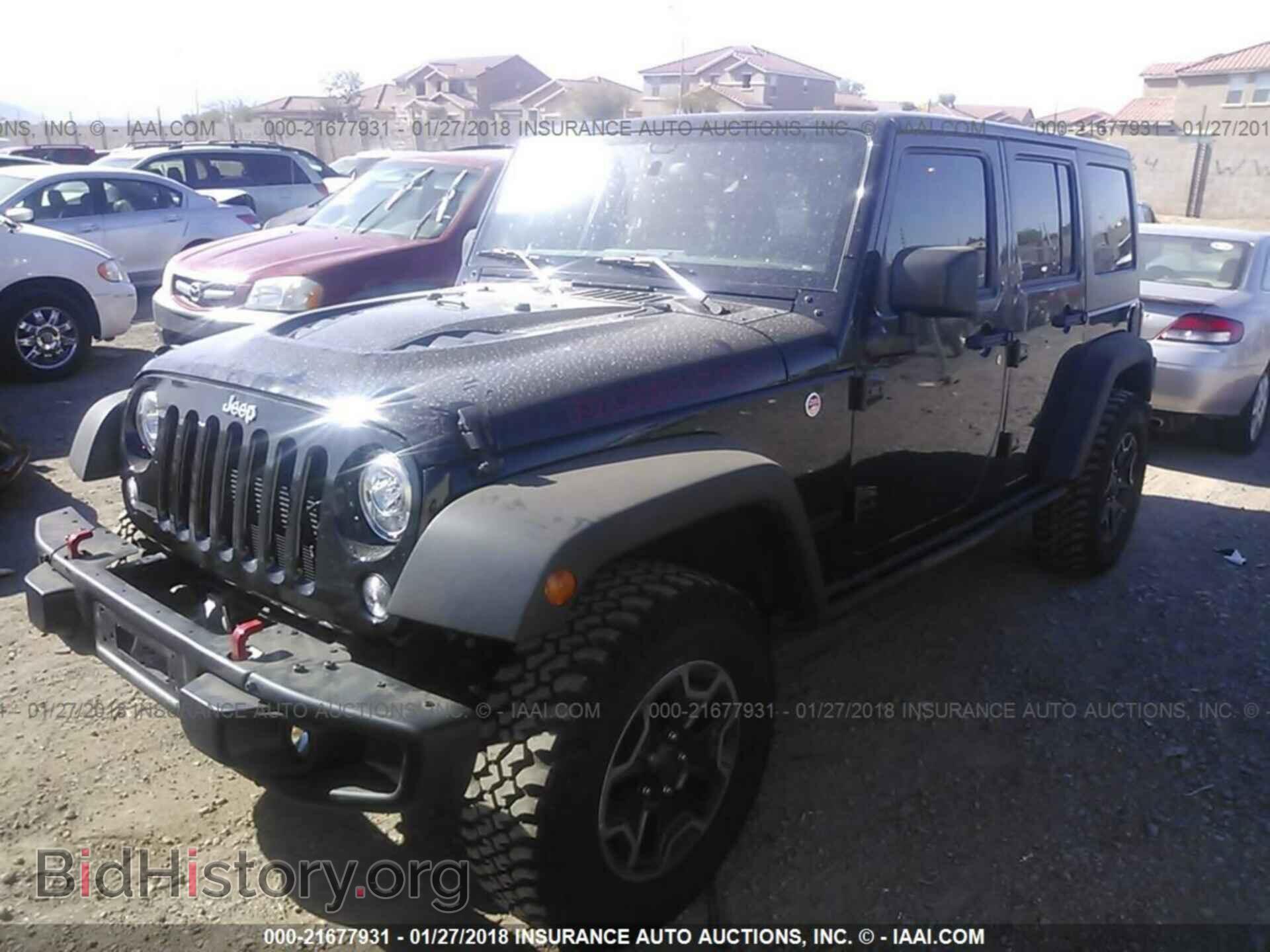 2017 Jeep Wrangler - VIN: 1C4BJWFG3HL568024 - Фото 2