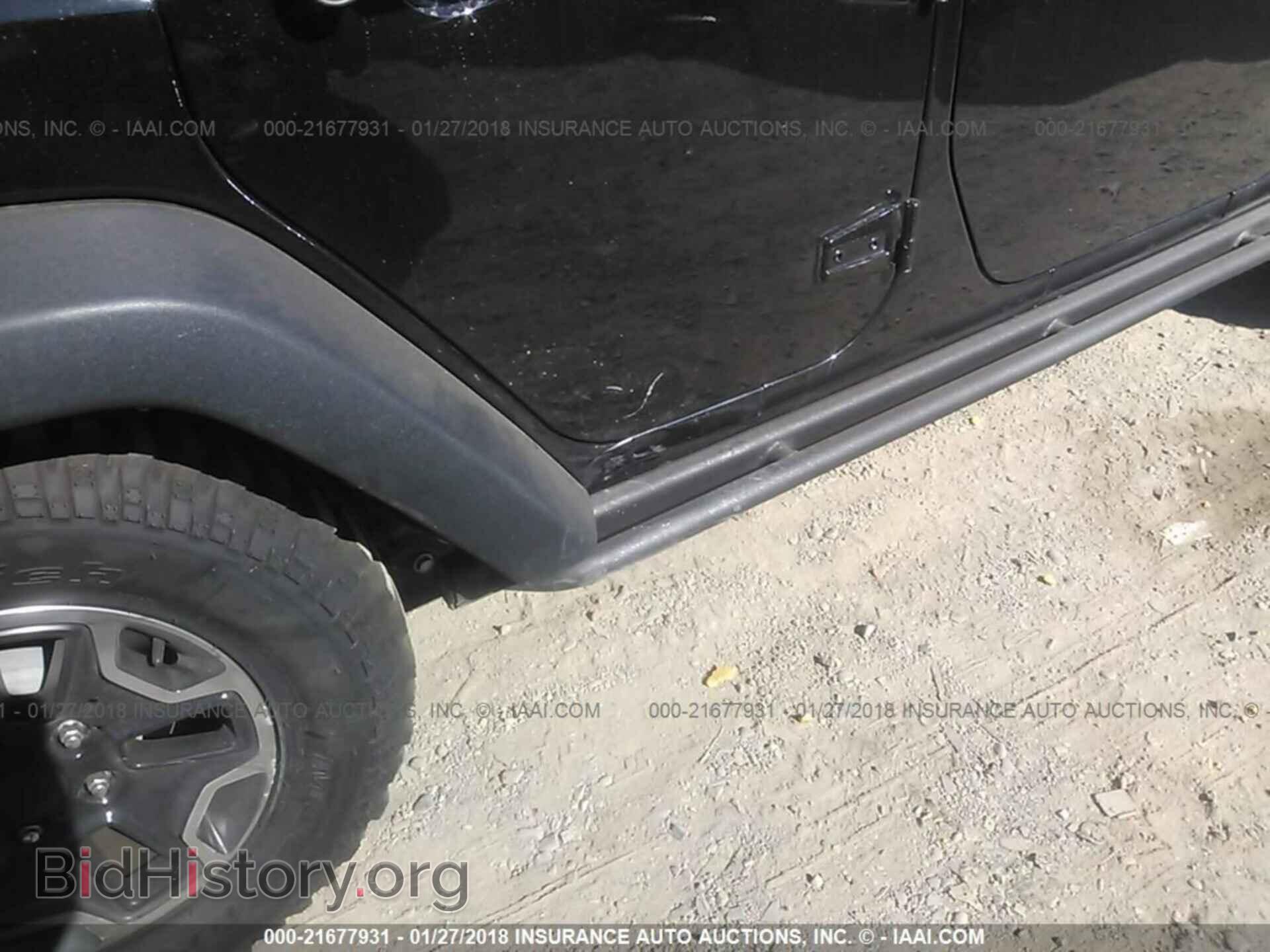 2017 Jeep Wrangler - VIN: 1C4BJWFG3HL568024 - Фото 6