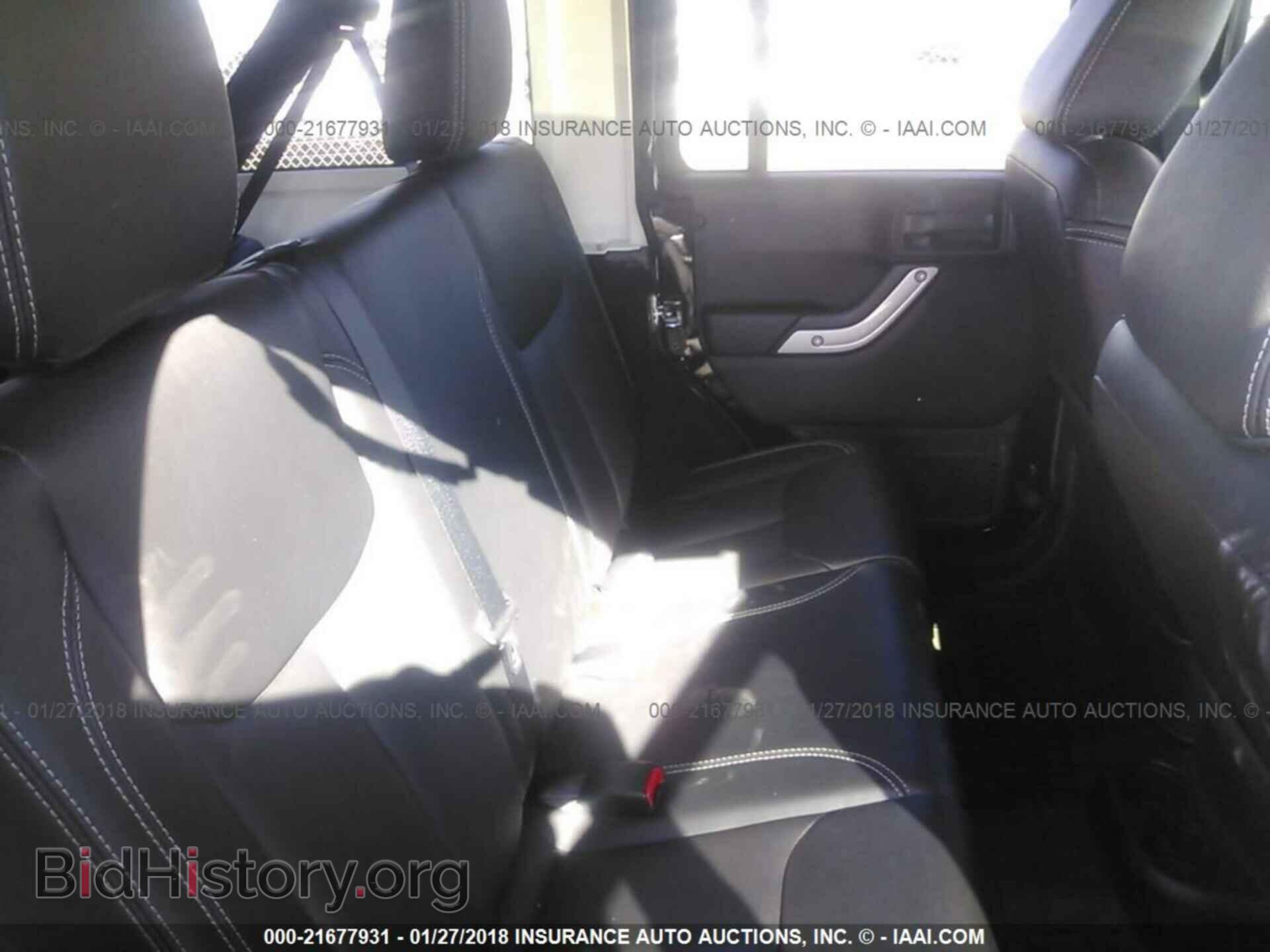 2017 Jeep Wrangler - VIN: 1C4BJWFG3HL568024 - Фото 8