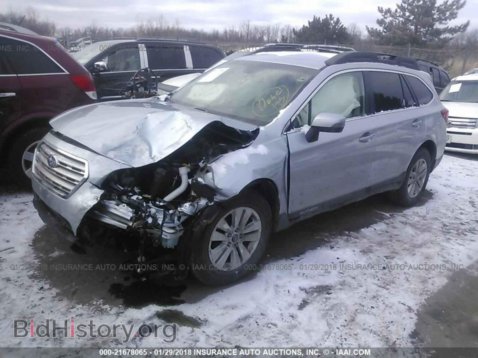 2015 Subaru Outback - VIN: 4S4BSBFC3F3292827 - Photo 2