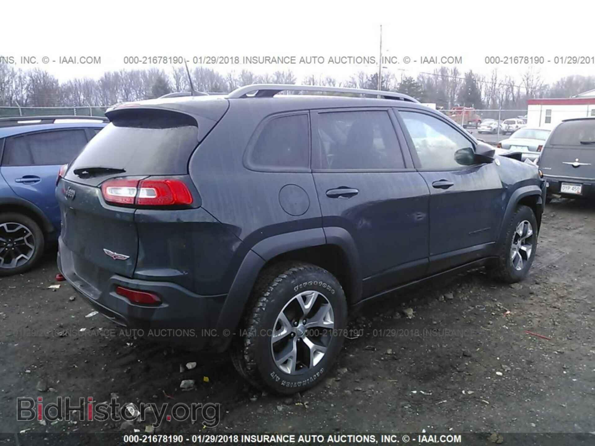 2017 Jeep Cherokee - VIN: 1C4PJMBB2HW520677 - Фото 4
