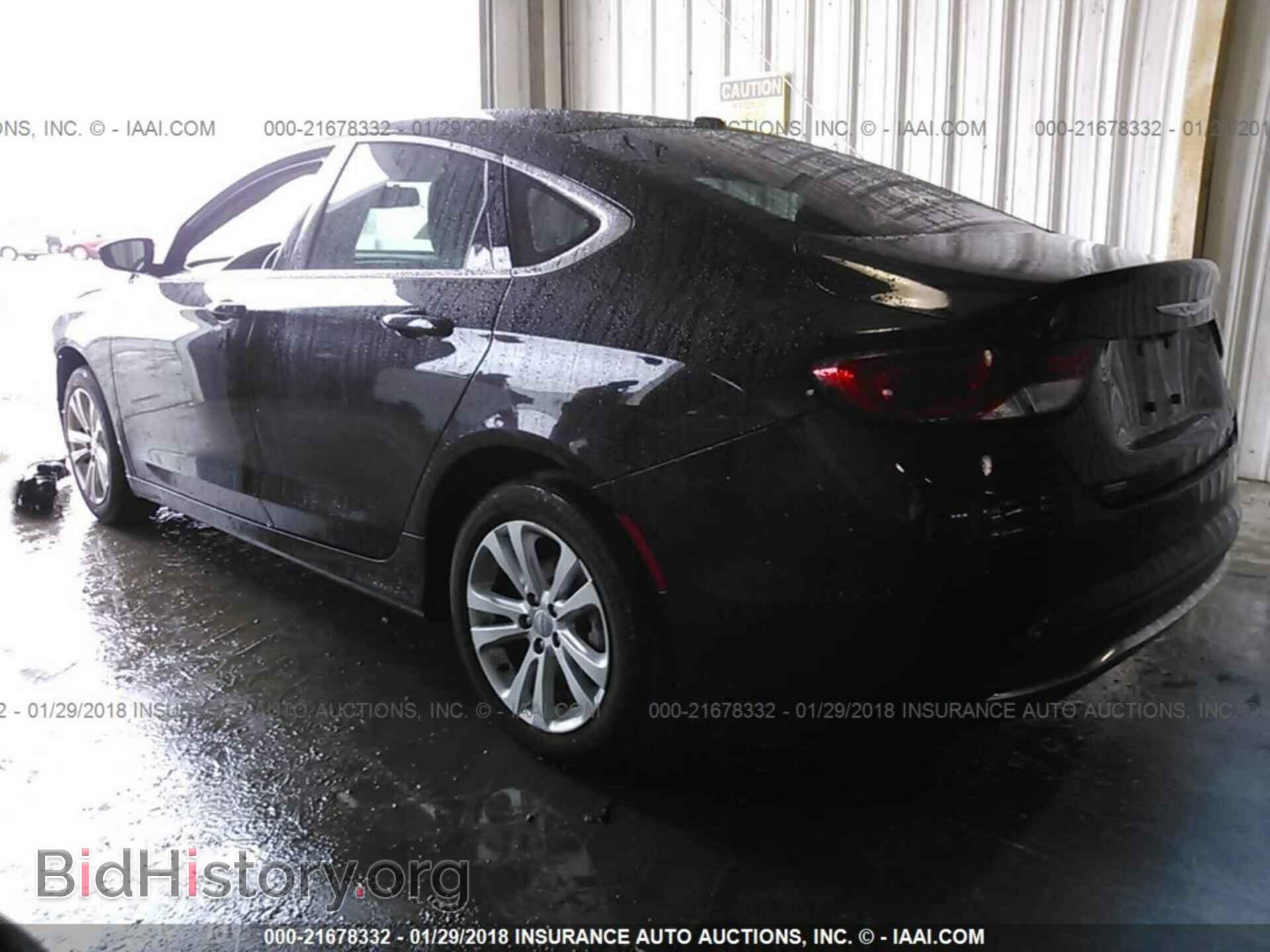 2015 Chrysler 200 - VIN: 1C3CCCAB2FN746066 - Photo 3
