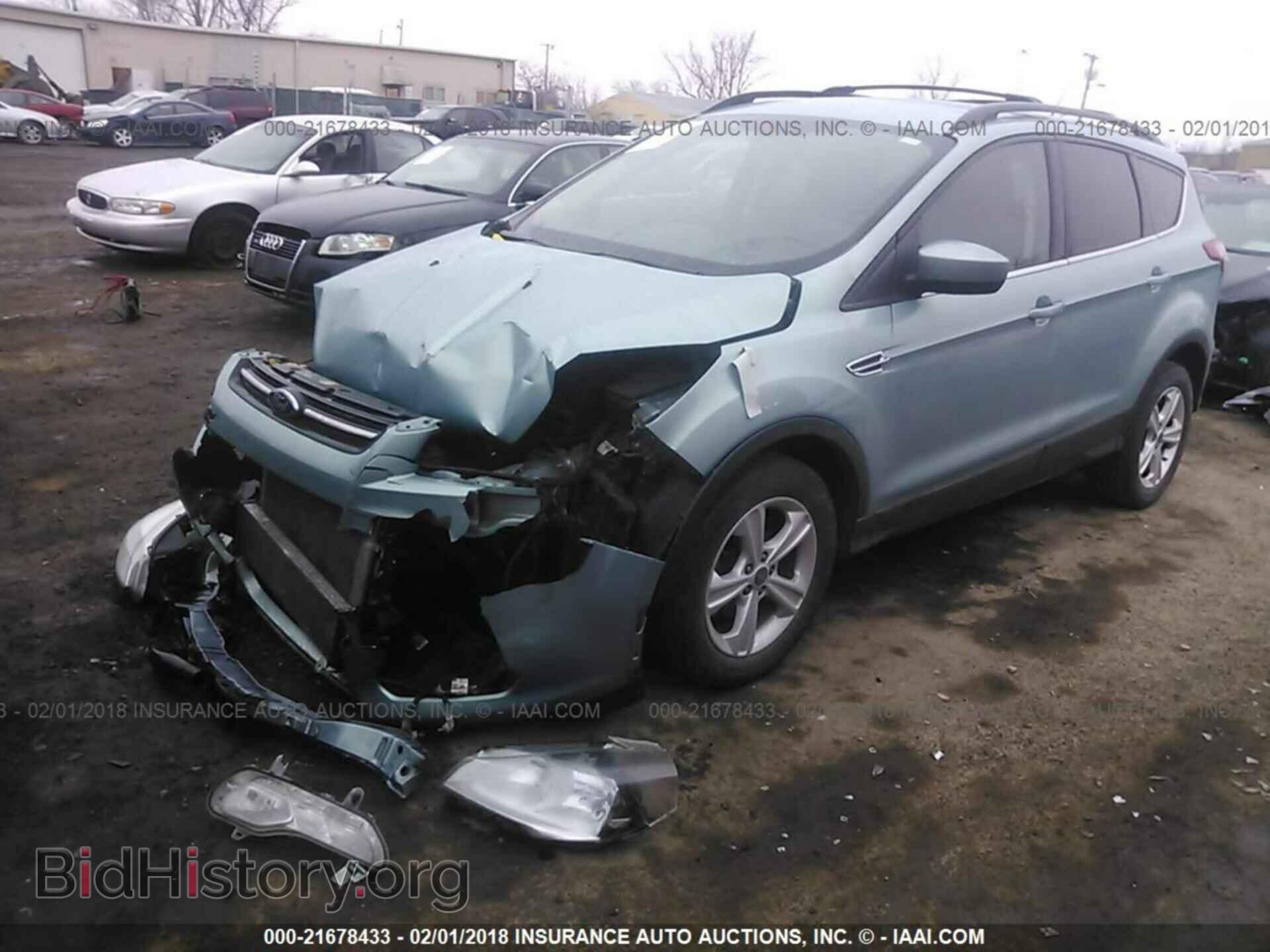 2013 Ford Escape - VIN: 1FMCU0GX9DUB07224 - Photo 2