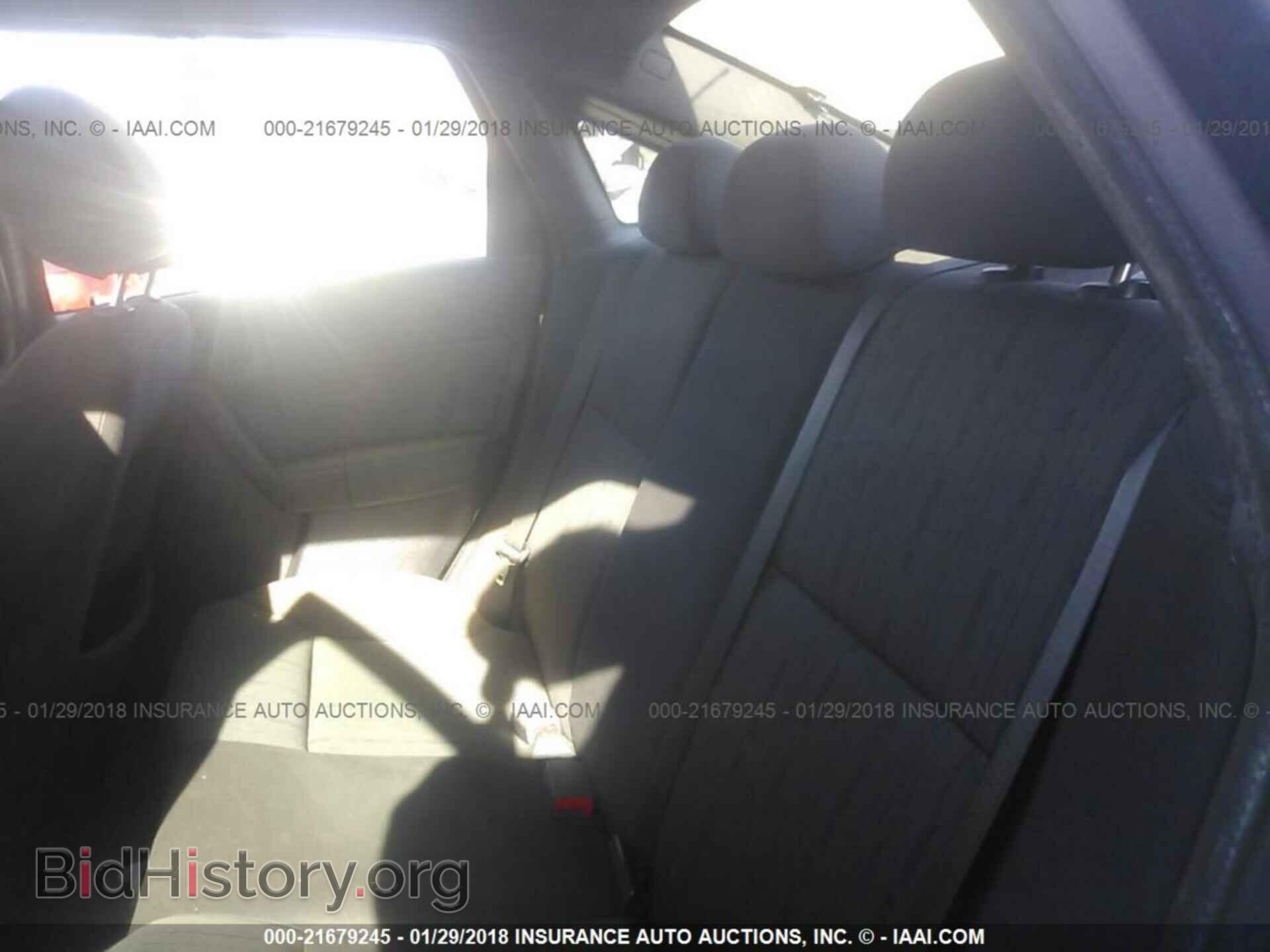 2011 Ford Focus - VIN: 1FAHP3FN7BW190551 - Фото 8
