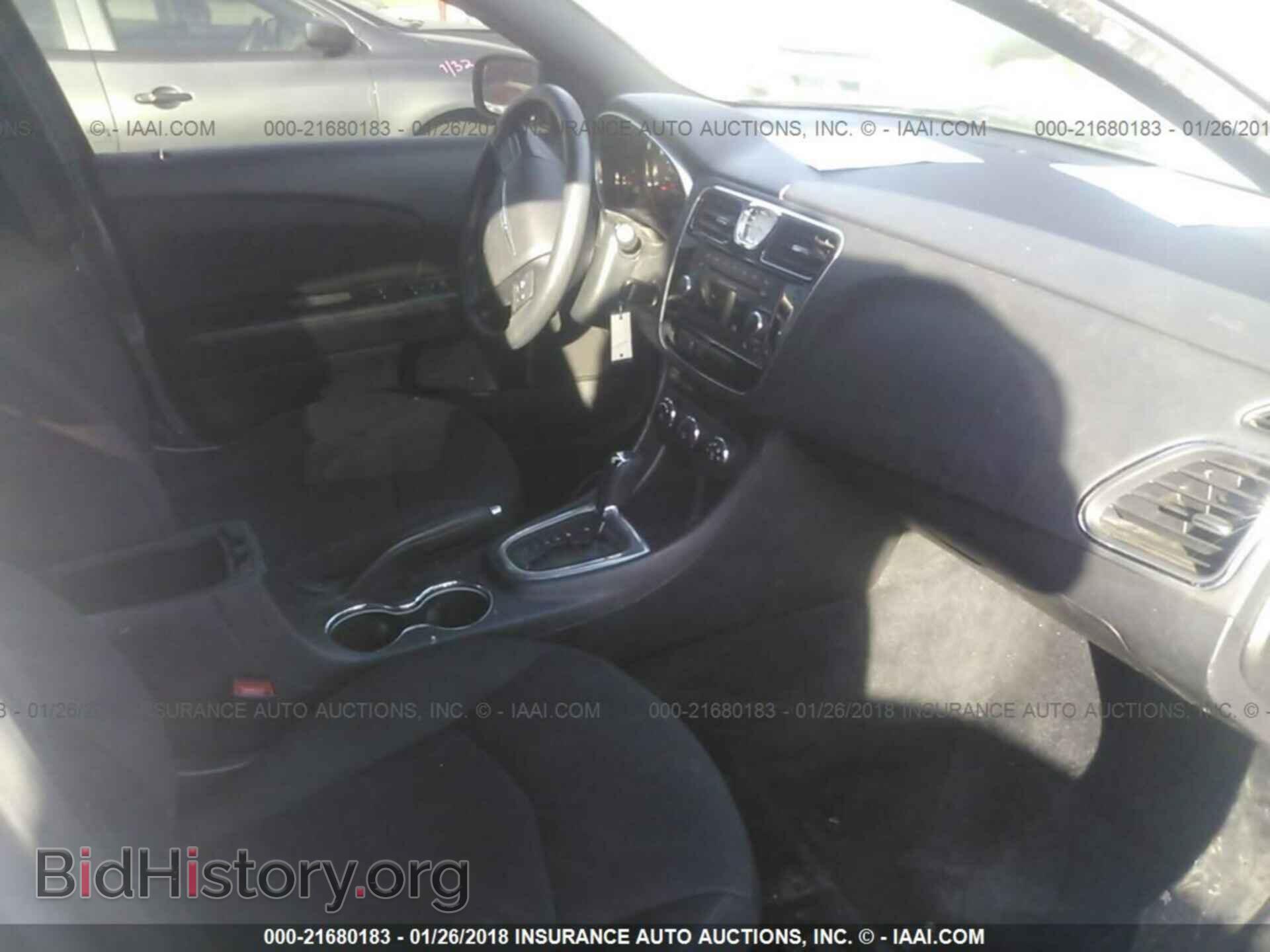 2013 Chrysler 200 - VIN: 1C3CCBAB6DN689801 - Фото 5