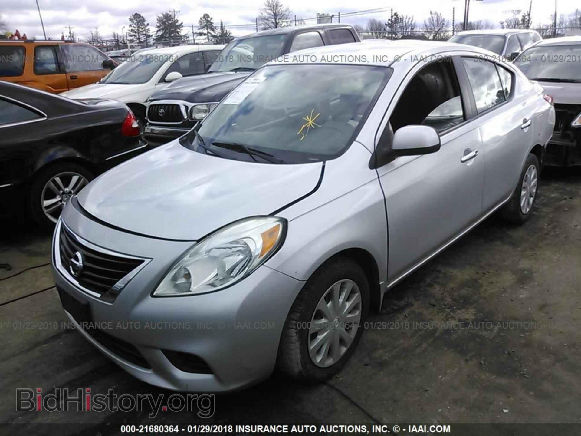 2012 Nissan Versa - VIN: 3N1CN7AP7CL861477 - Фото 2