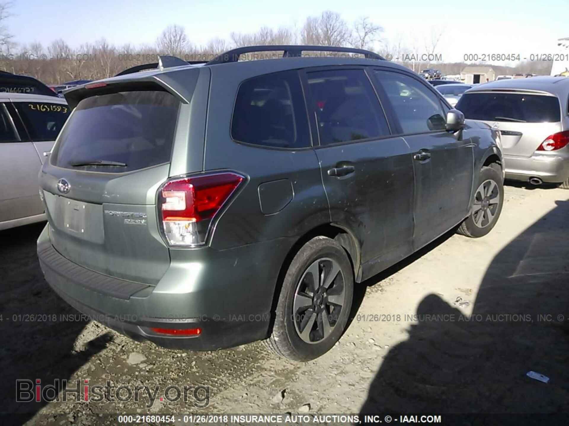 2017 Subaru Forester - VIN: JF2SJAEC9HH421101 - Photo 4