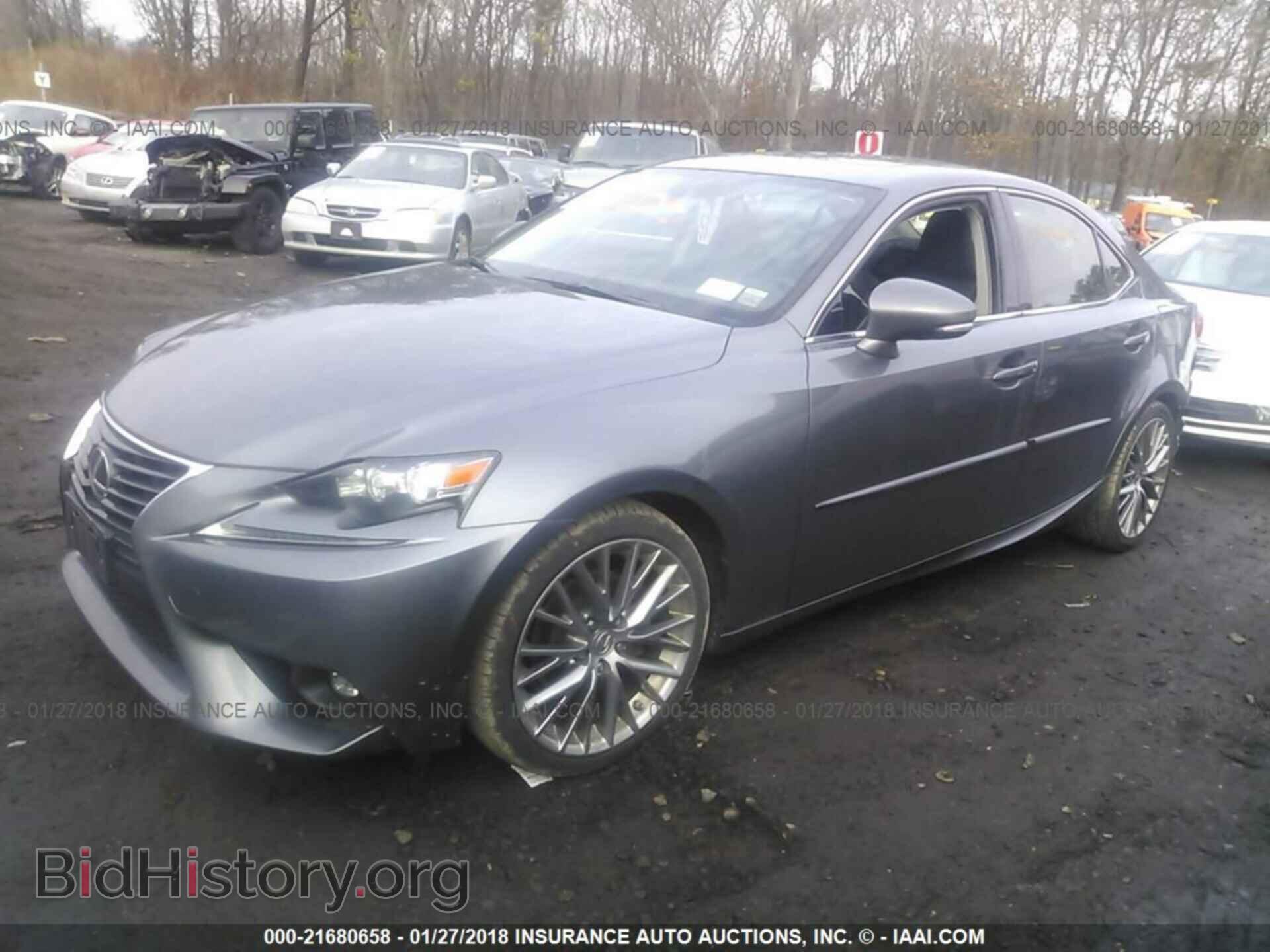 2015 Lexus Is - VIN: JTHCF1D28F5020293 - Photo 2