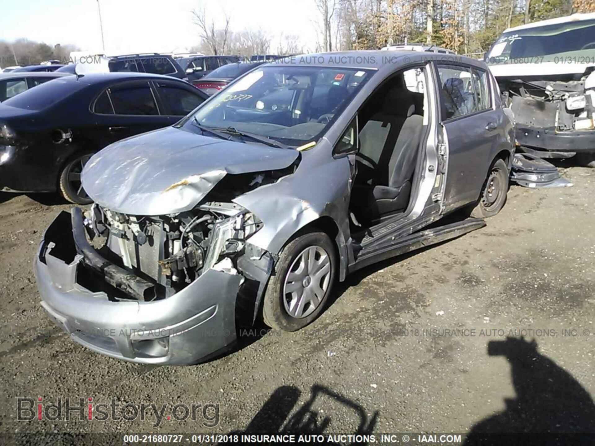 2011 Nissan Versa - VIN: 3N1BC1CP7BL437338 - Фото 2