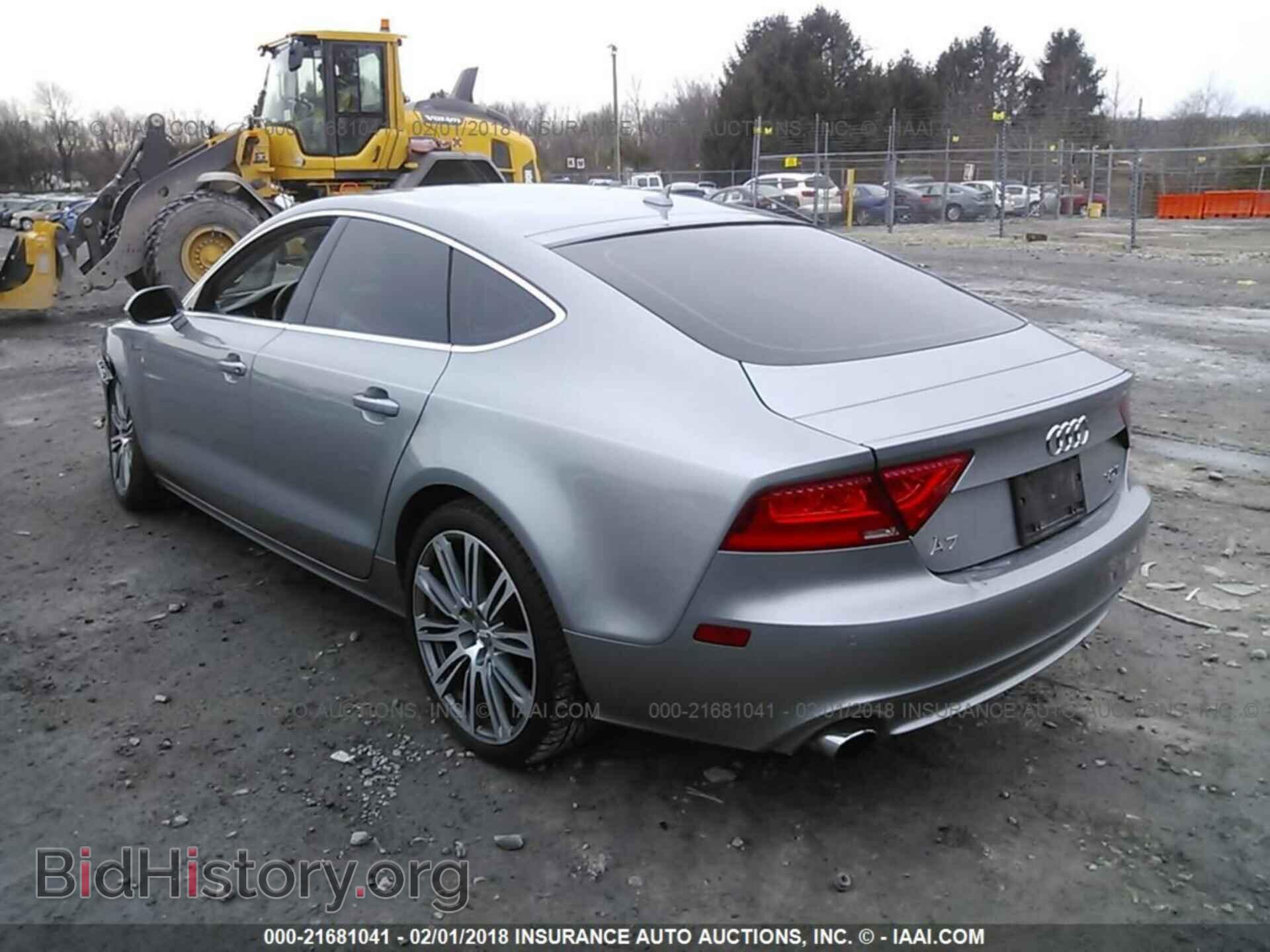 2012 Audi A7 - VIN: WAUYGAFC8CN070579 - Фото 3