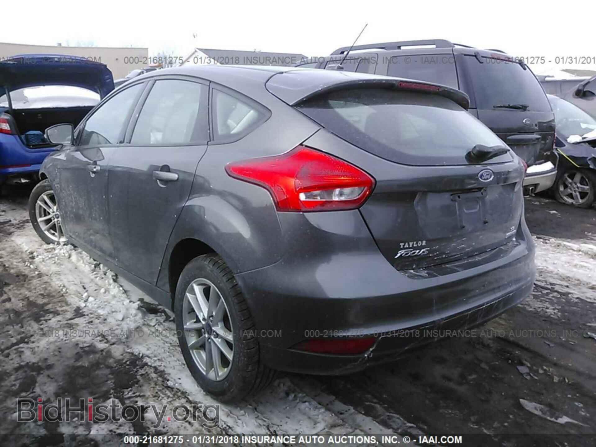 2016 Ford Focus - VIN: 1FADP3K23GL217733 - Фото 3