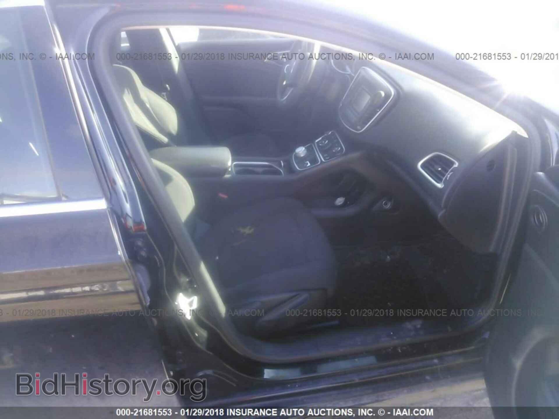 2015 Chrysler 200 - VIN: 1C3CCCAB3FN575585 - Photo 5