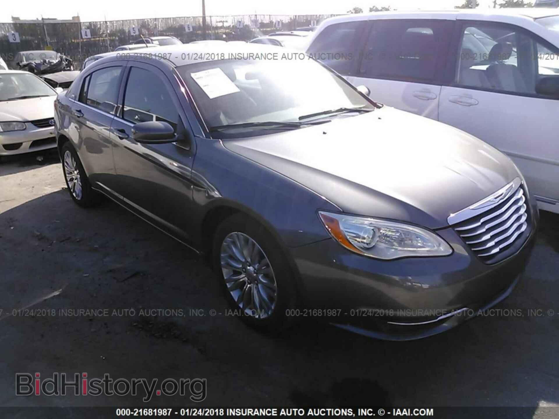 Фотография 1C3CCBBB4DN672896 - Chrysler 200 2013