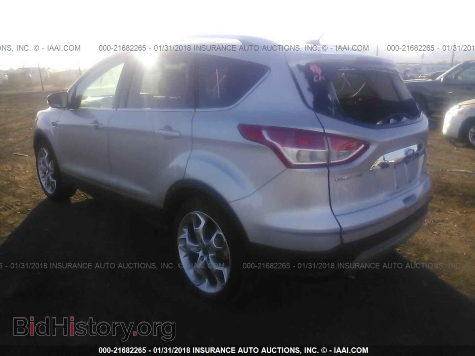 2015 Ford Escape - VIN: 1FMCU0J92FUC23698 - Фото 3
