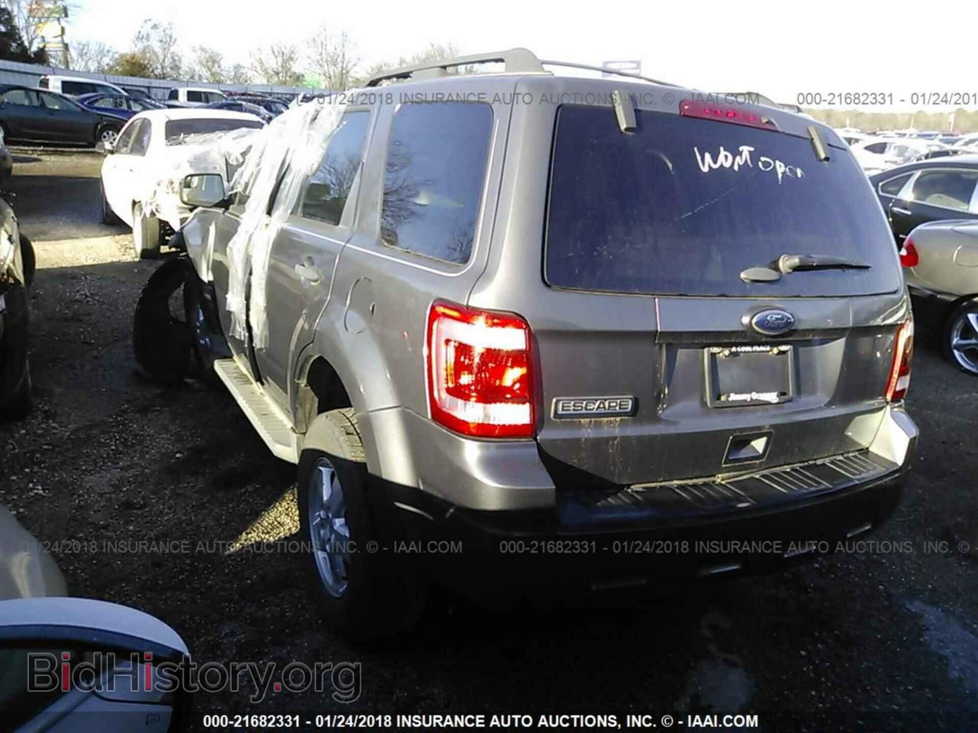 2011 FORD ESCAPE - VIN: 1FMCU0D74BKB19259 - Фото 3