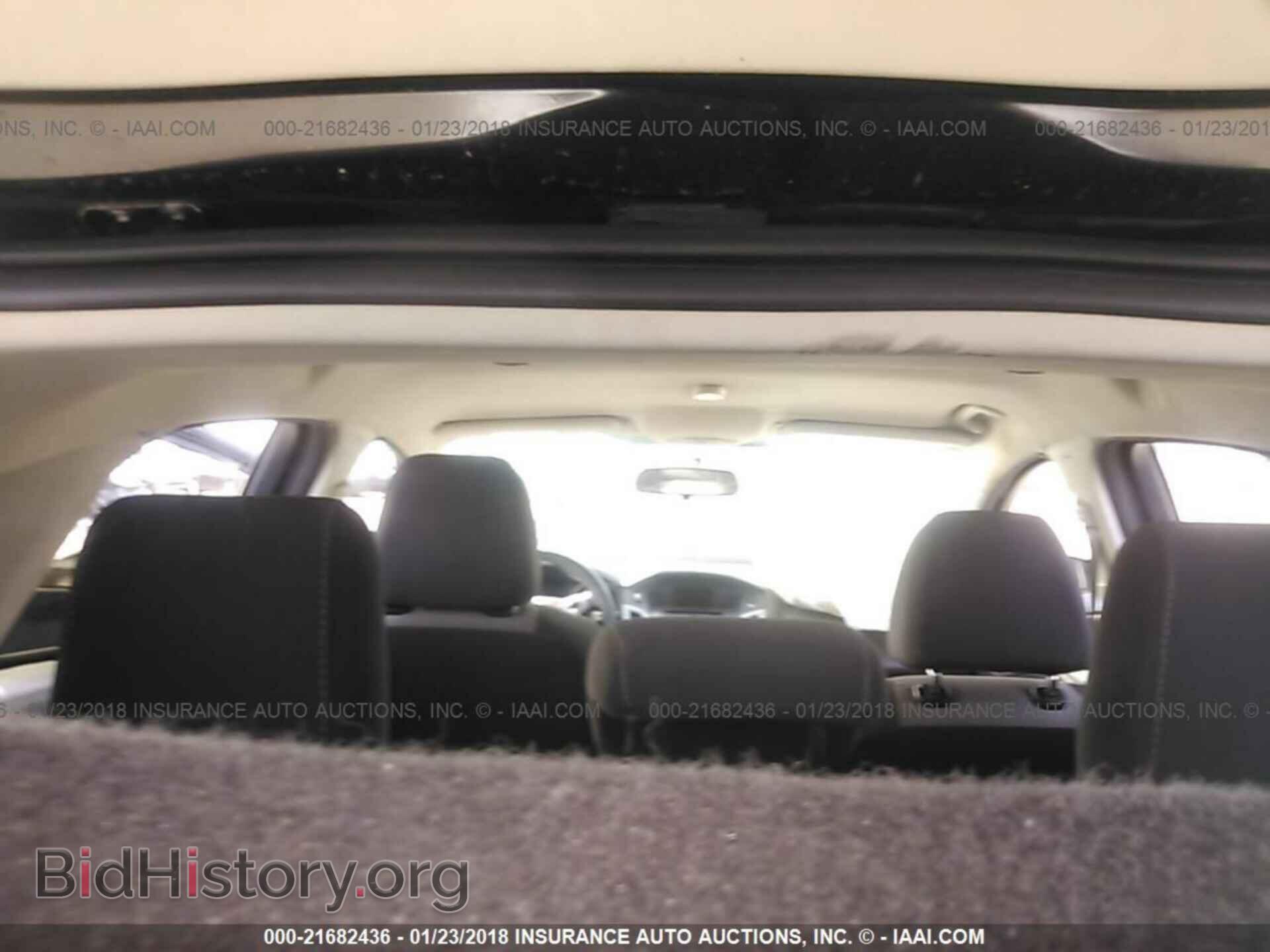 2014 Ford Focus - VIN: 1FADP3K27EL143598 - Photo 8