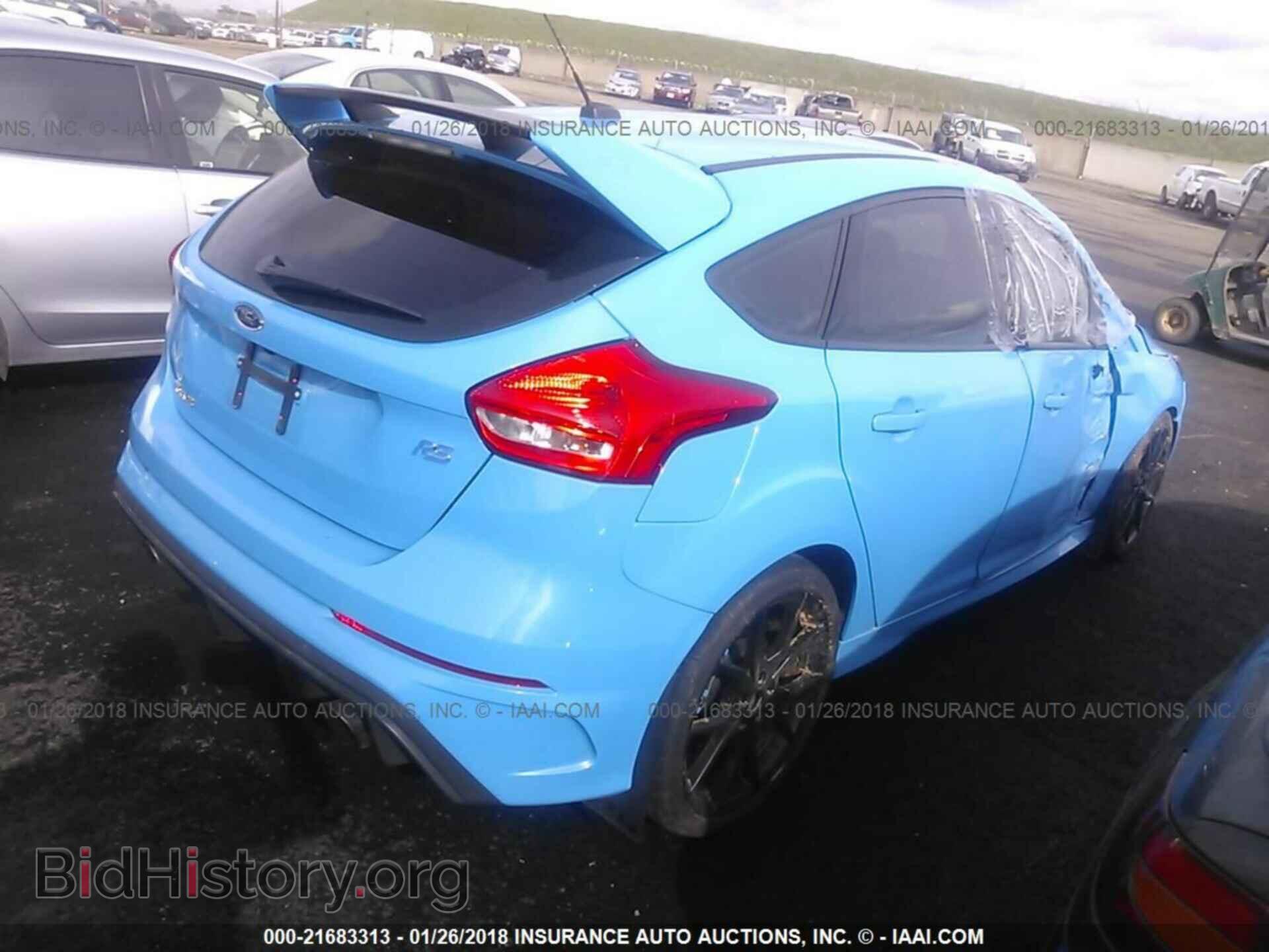 2017 Ford Focus - VIN: WF0DP3TH9H4123796 - Photo 4