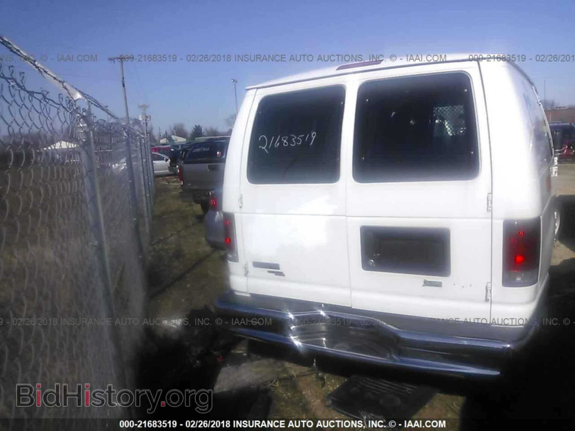 2011 Ford Econoline - VIN: 1FTNE1EW0BDB38403 - Photo 3