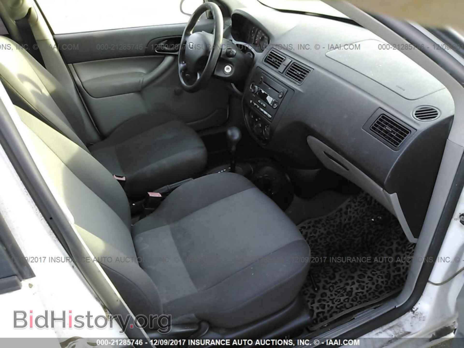 2006 FORD FOCUS - VIN: 1FAFP34N16W110497 - Photo 5