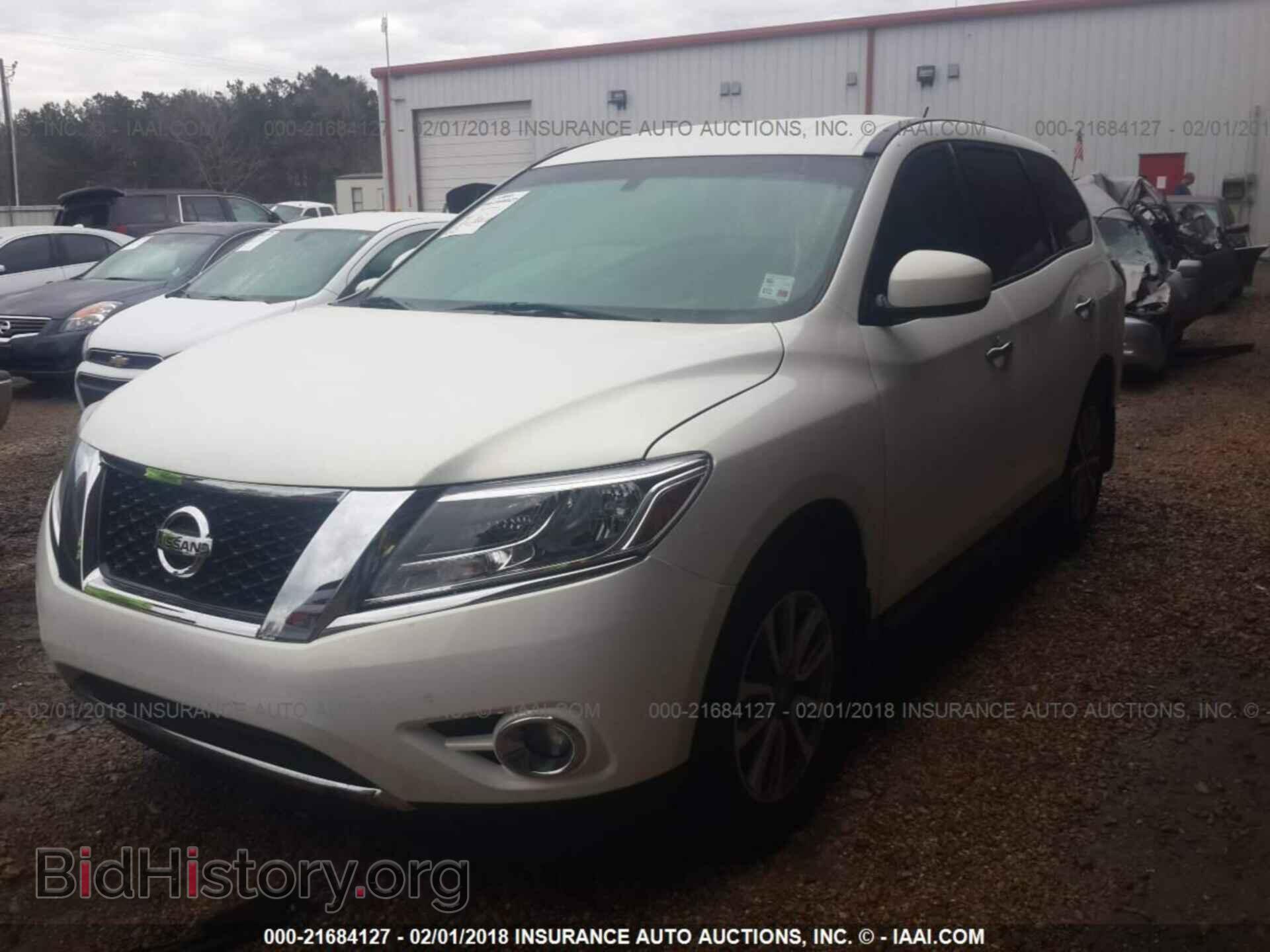 2014 Nissan Pathfinder - VIN: 5N1AR2MN3EC661972 - Фото 2