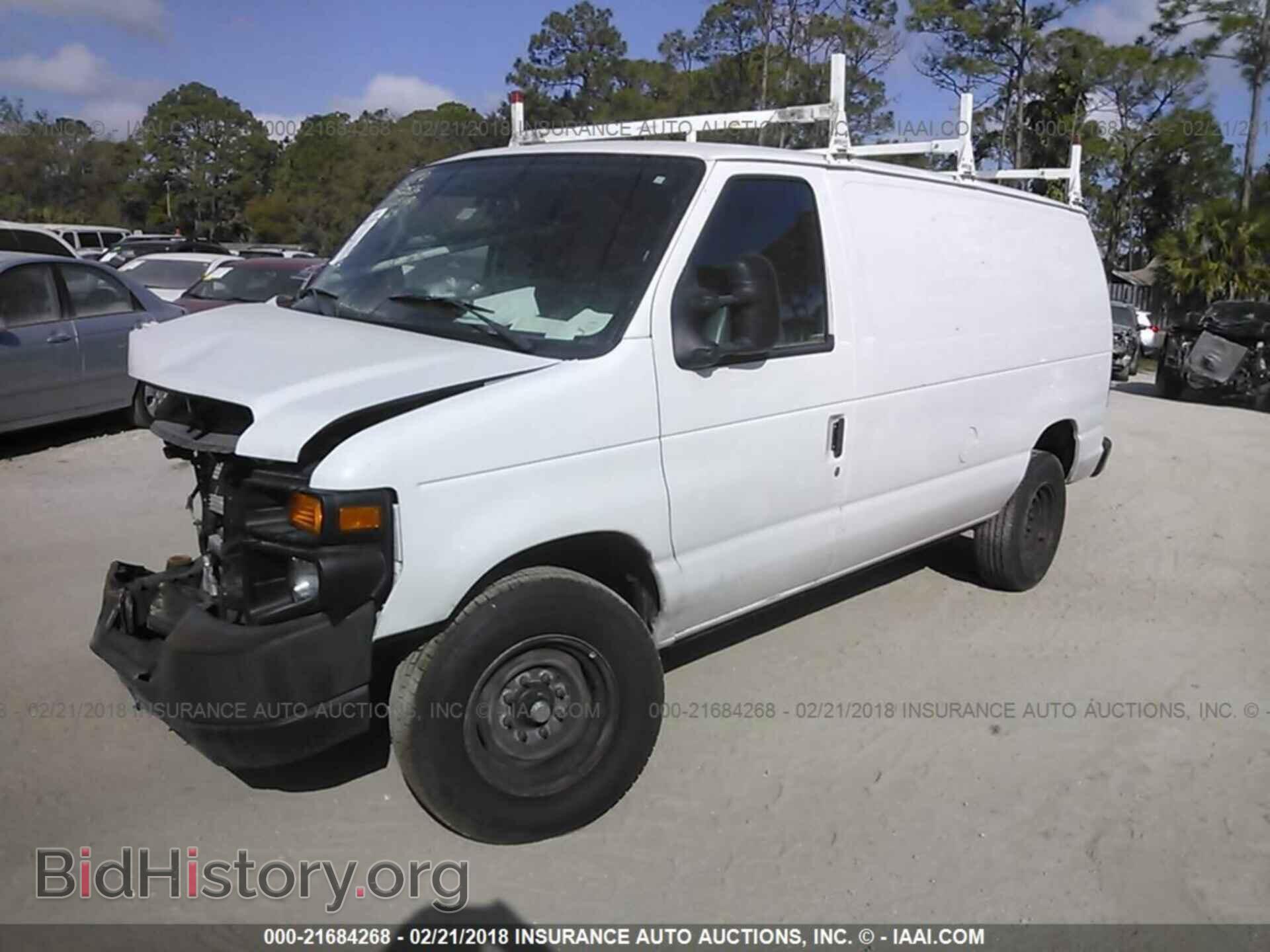 2014 Ford Econoline - VIN: 1FTNE2EL9EDA06207 - Фото 2