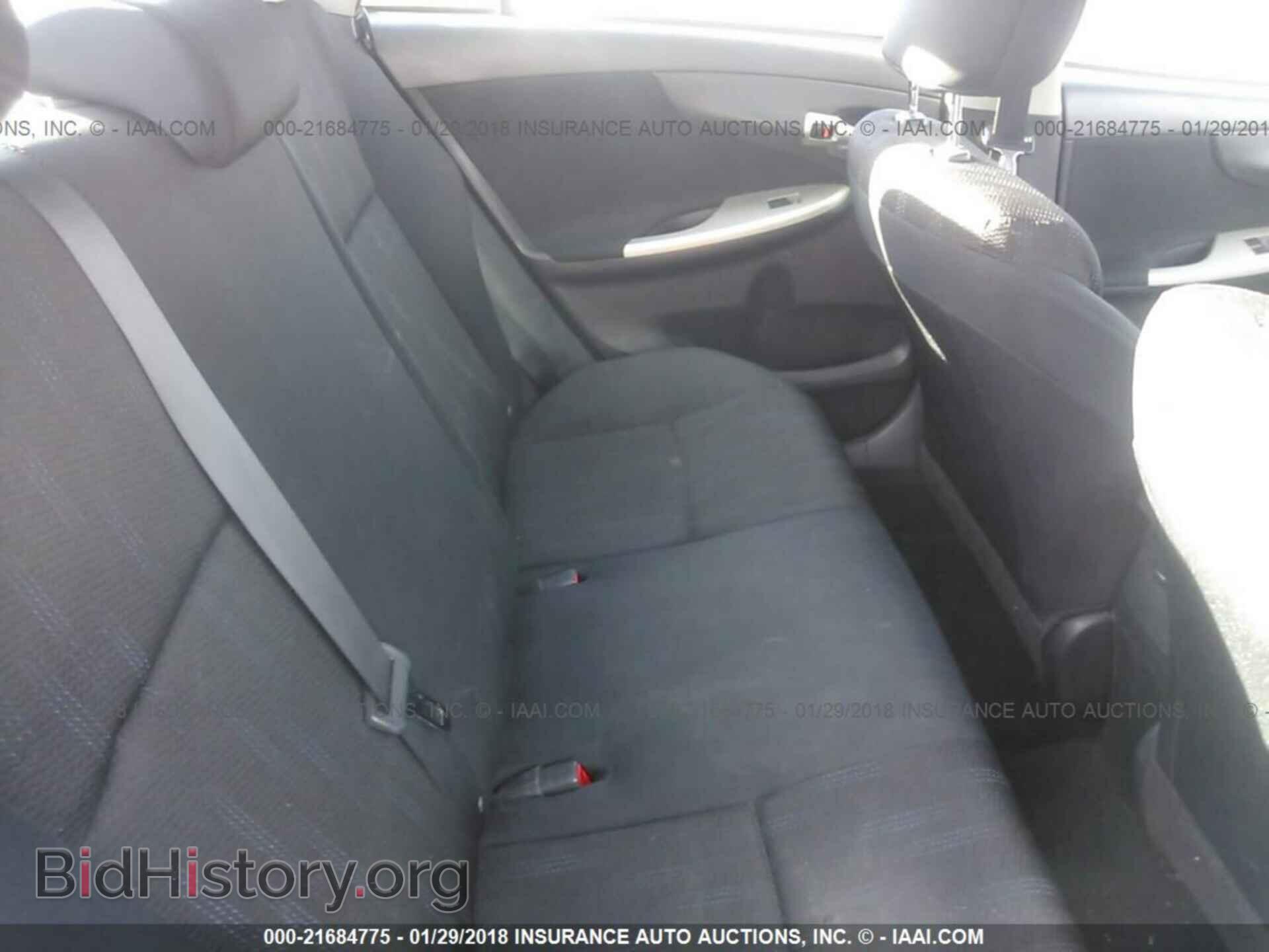 2011 Toyota Corolla - VIN: 2T1BU4EEXBC561601 - Photo 8