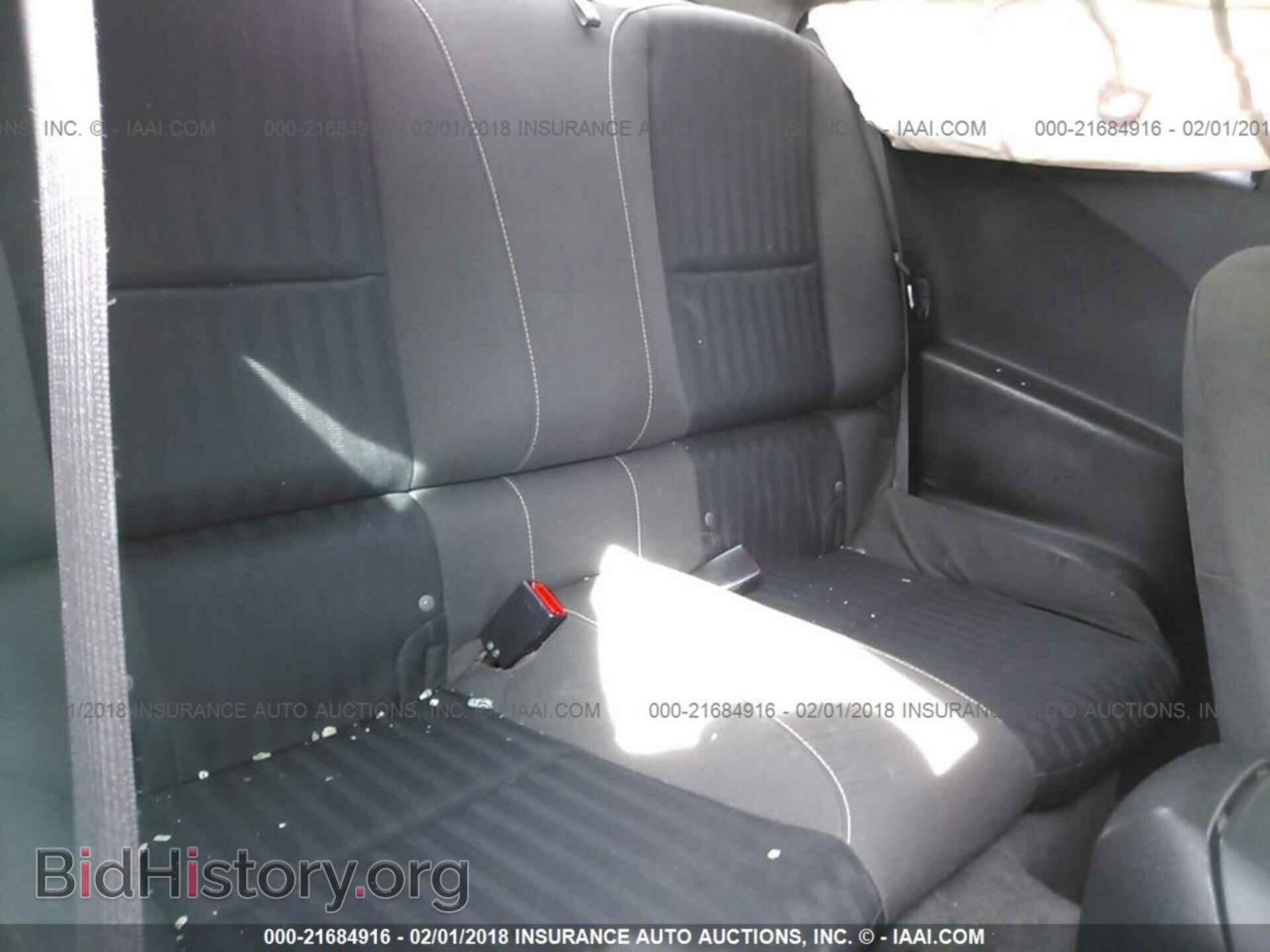 2011 Chevrolet Camaro - VIN: 2G1FE1ED8B9105321 - Фото 8