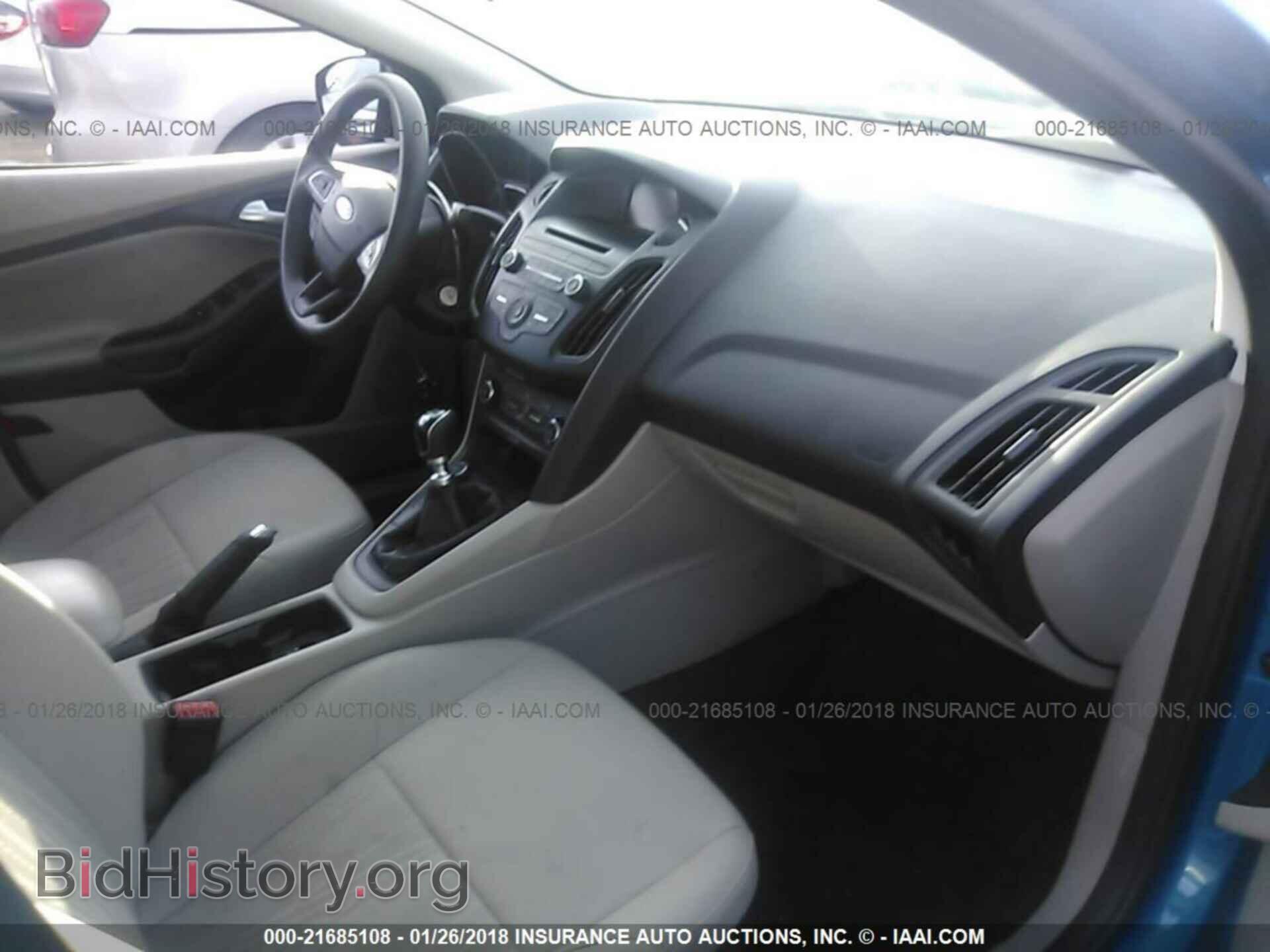 2015 Ford Focus - VIN: 1FADP3FE2FL279689 - Photo 5