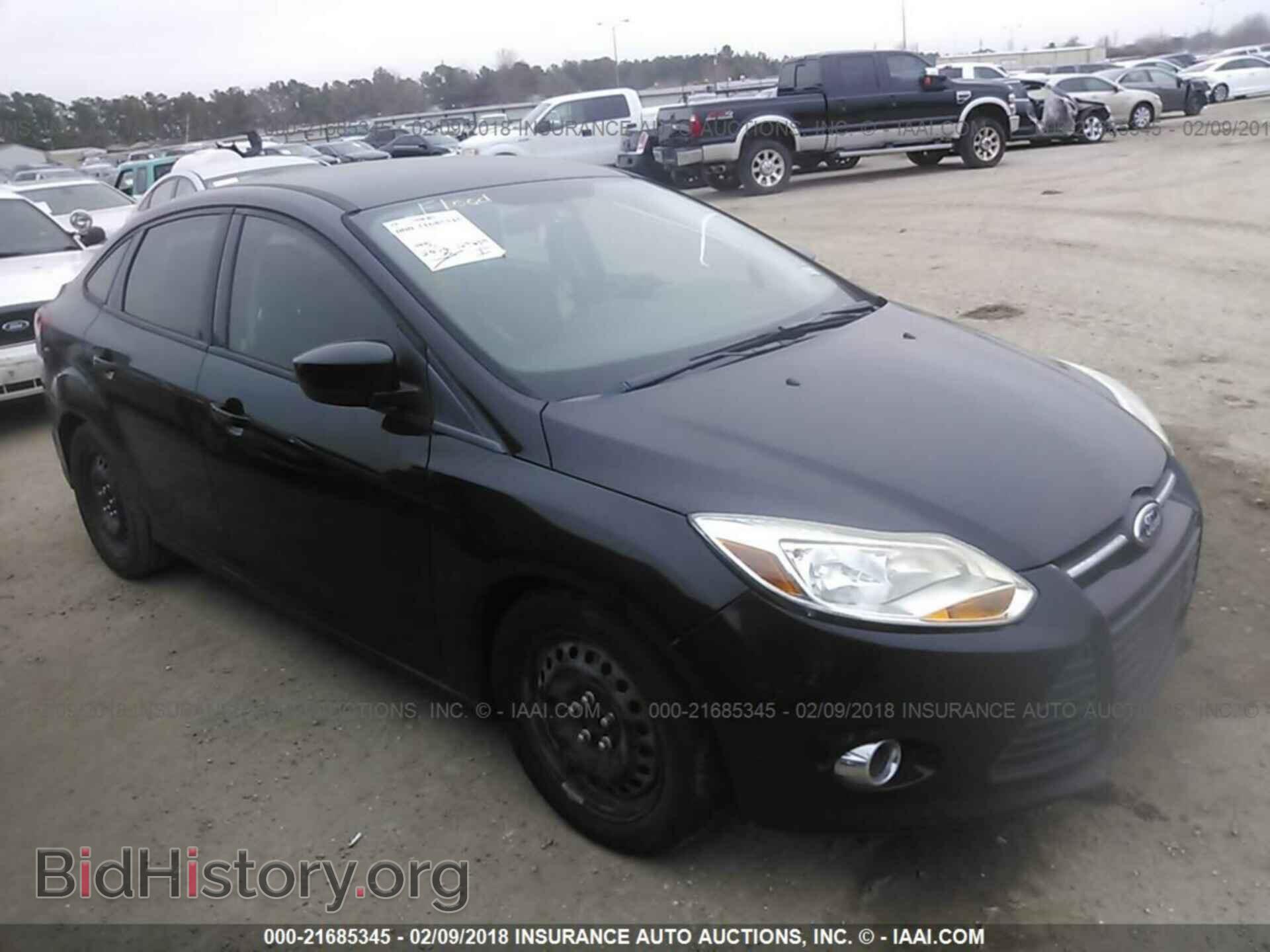 Фотография 1FAHP3F27CL243368 - Ford Focus 2012